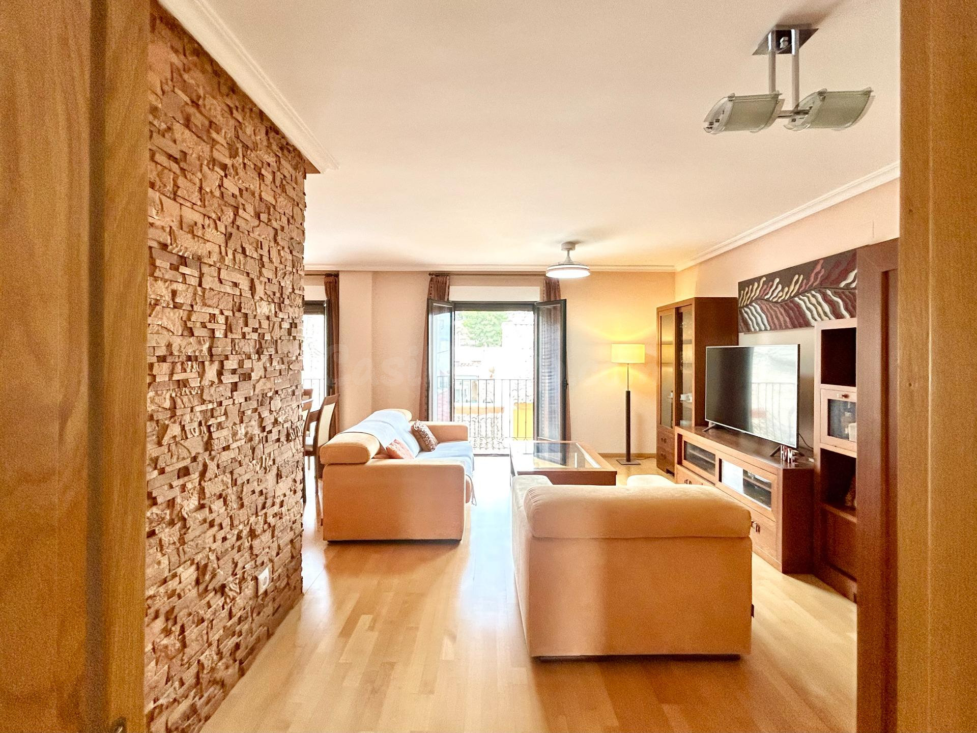 ¡Oportunidad VPO en Villafranqueza! Luminoso piso de 3 habs, - foto 2