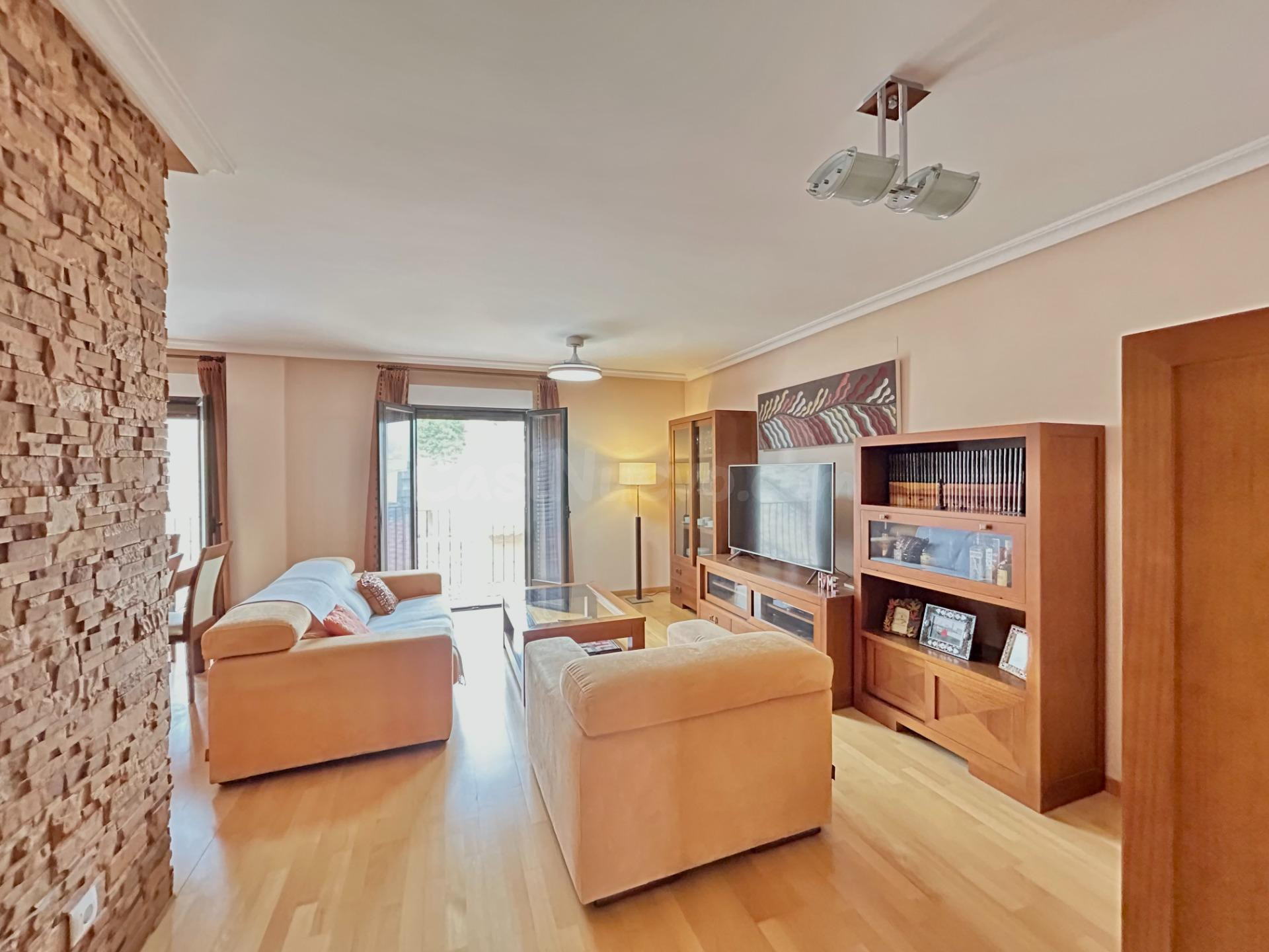 ¡Oportunidad VPO en Villafranqueza! Luminoso piso de 3 habs, - foto 3