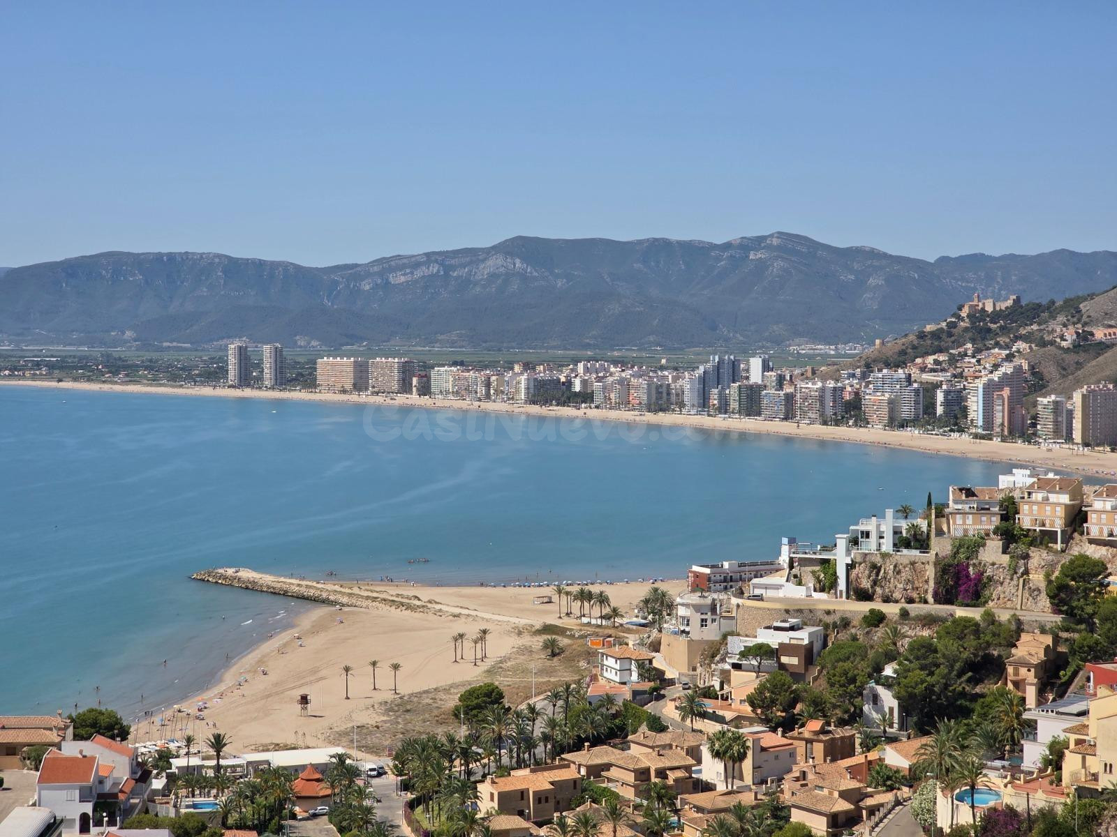 ADOSADO CON TERRAZAS Y ESPECTACULARES VISTAS AL MAR EN EL FA - foto 2