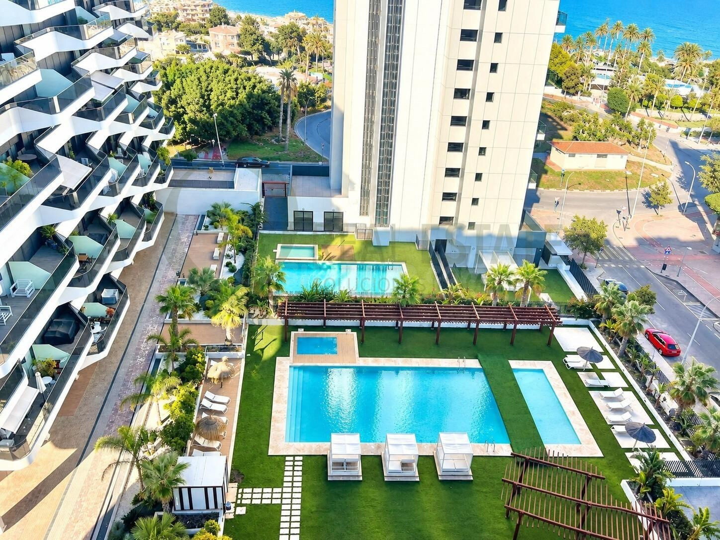 Espectacular Ático en PAU 5 con solárium privado, jacuzzi y  - foto 4