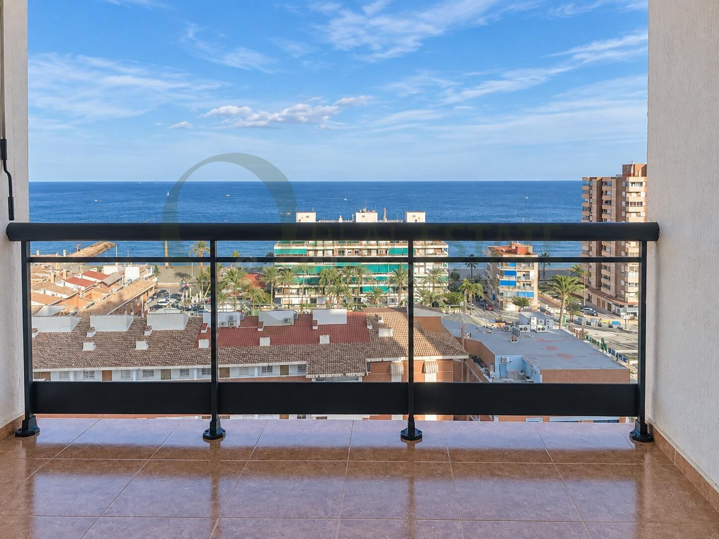 Piso en Campello Playa con vistas al mar y garaje incluido - foto 5
