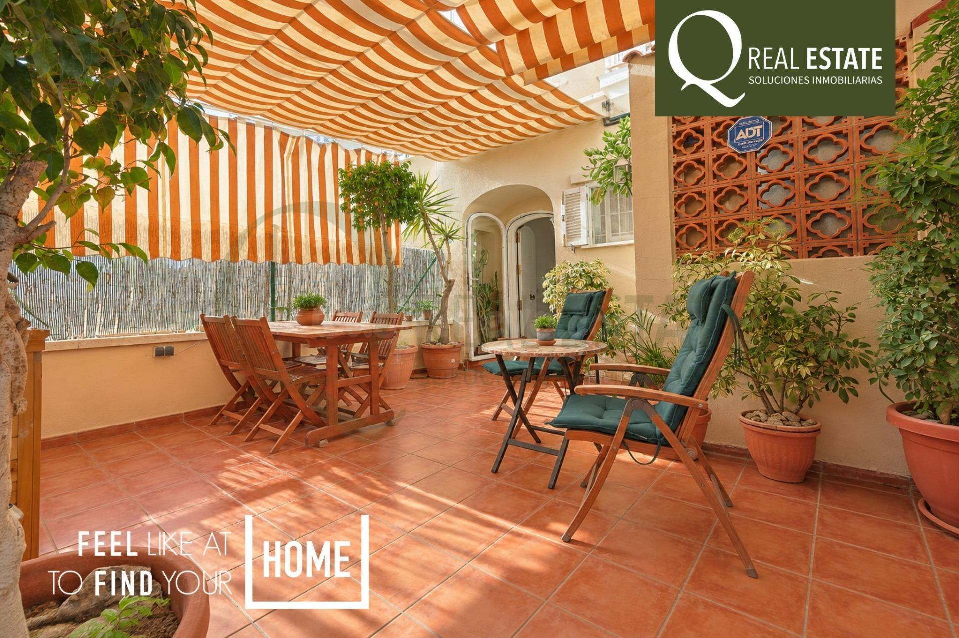 Casa familiar en Cabo de las Huertas con jardín, terrazas y 