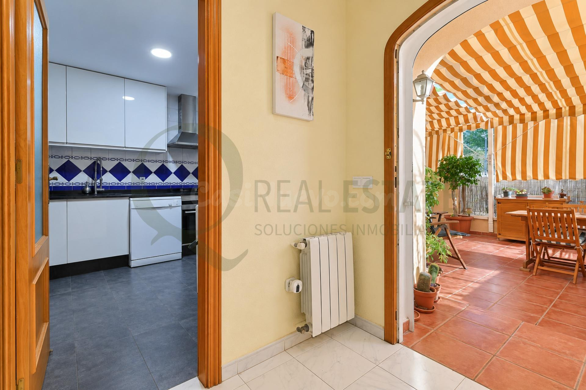 Casa familiar en Cabo de las Huertas con jardín, terrazas y  - foto 3