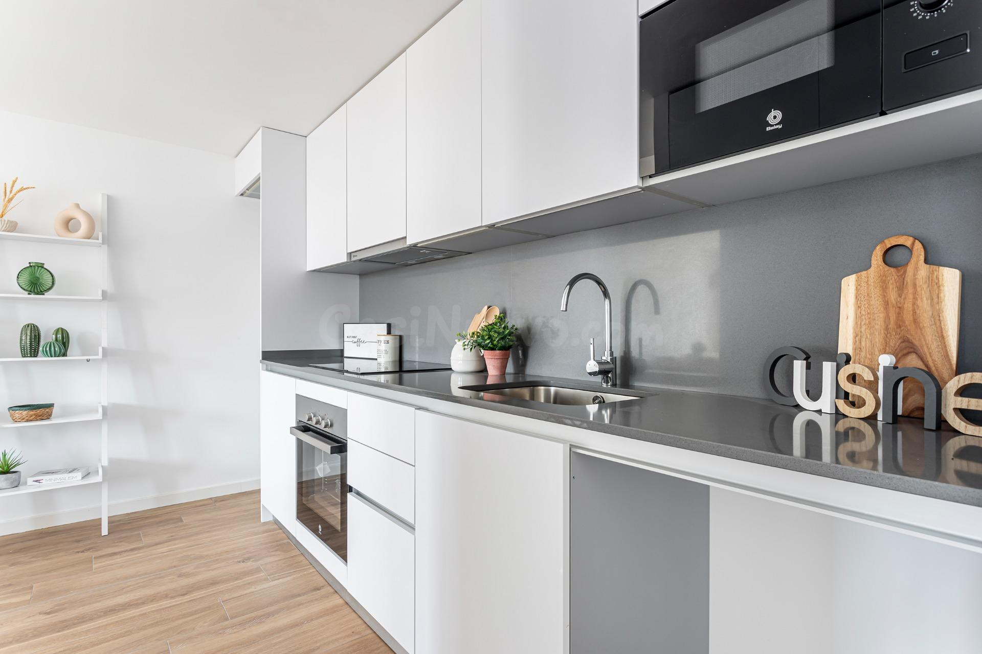 Vivienda a estrenar con garaje, pista de pádel, vistas abier - foto 3