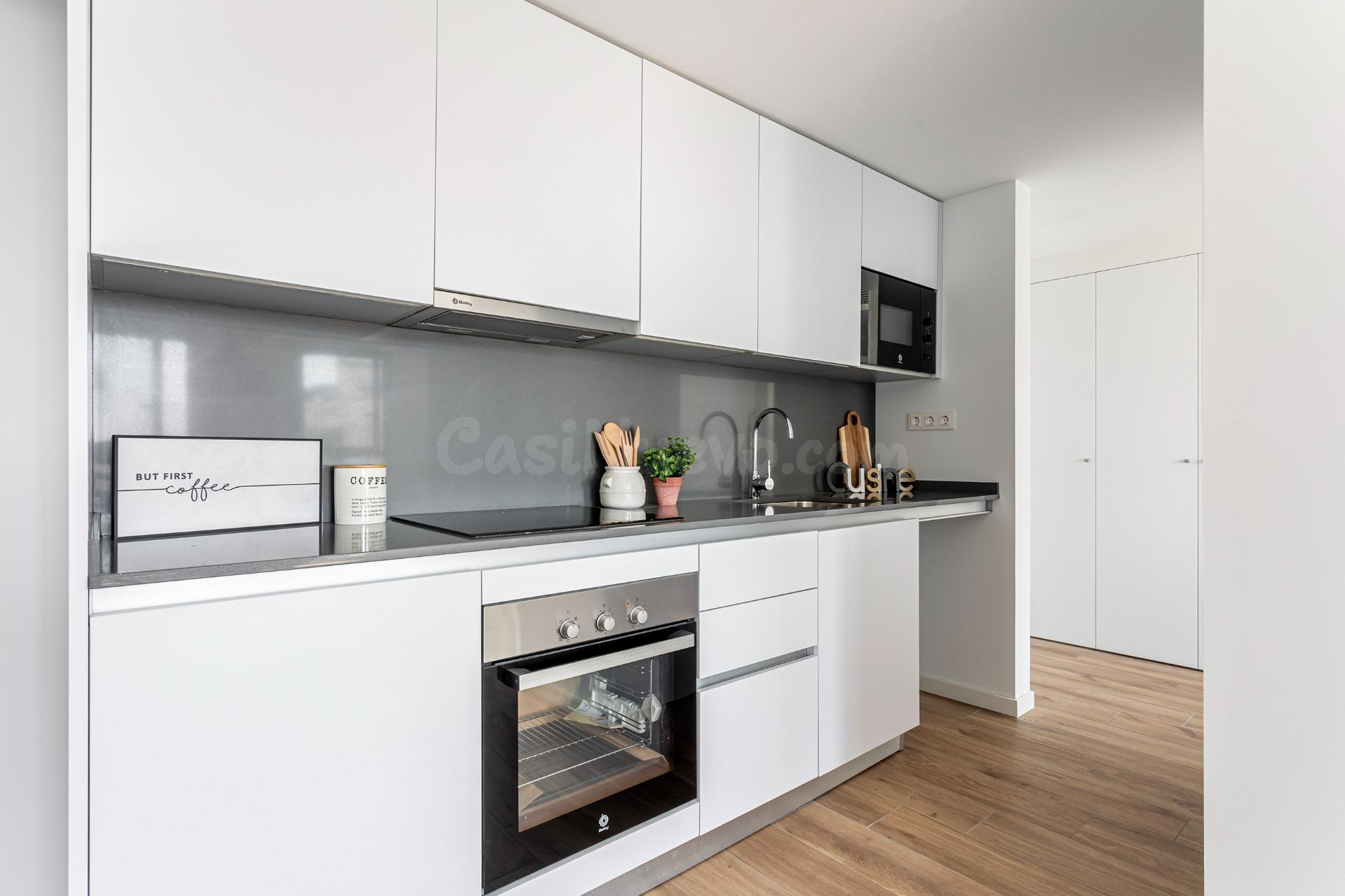 Vivienda a estrenar con garaje, pista de pádel, vistas abier - foto 4