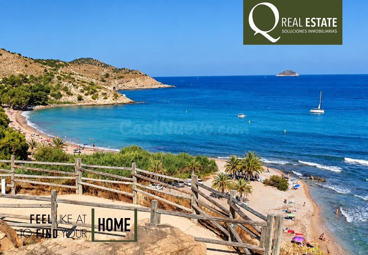Chalet adosado en Playas del Torres con parcela privada y pi