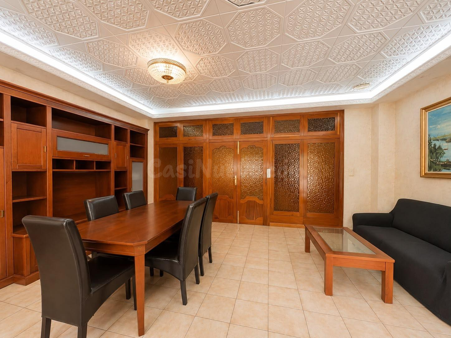 Vivienda de grandes dimensiones con terraza en el centro de  - foto 5