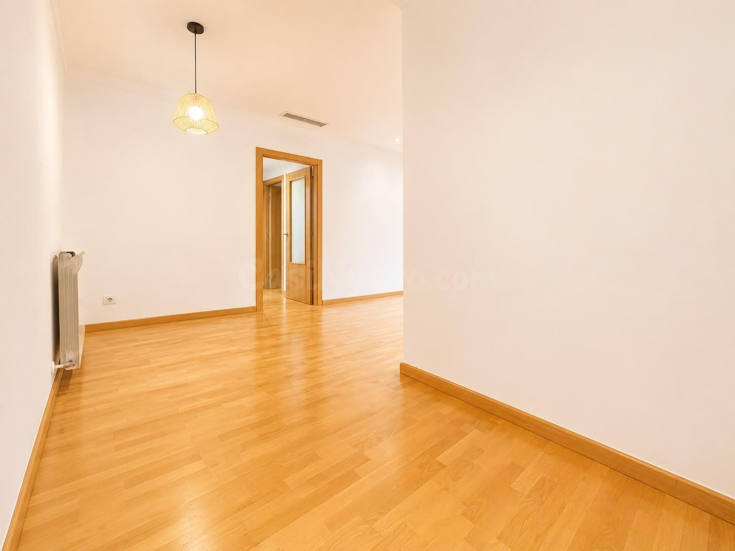 Planta Baja con encanto en La Pobla de Vallbona, junto a La  - foto 2
