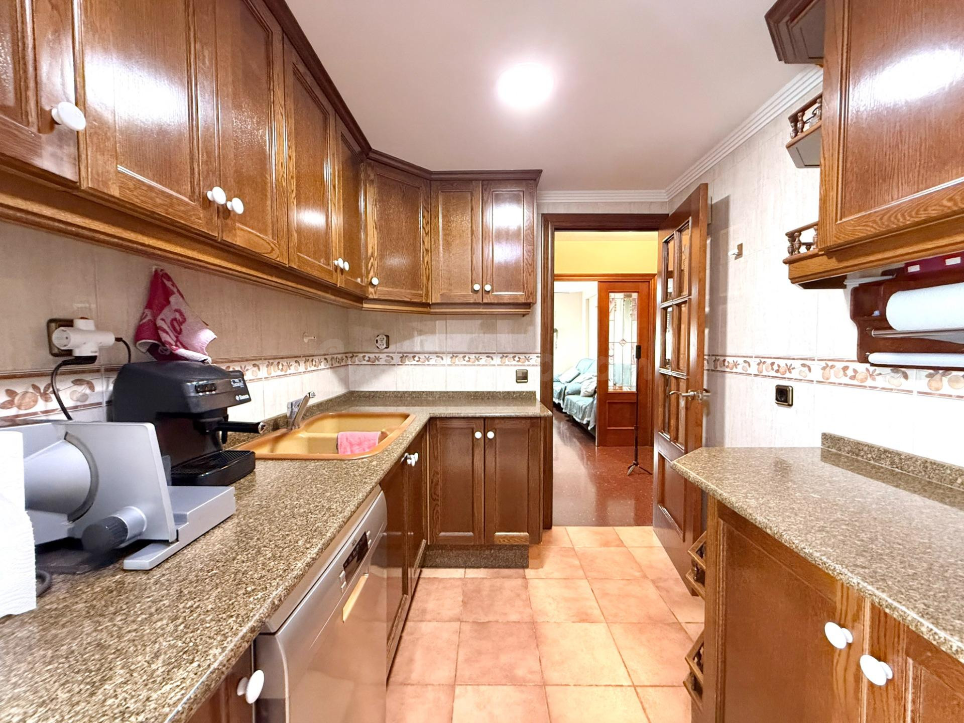 Vivienda de 4 habitaciones en C/Juan Ramón Jiménez (Malilla)
