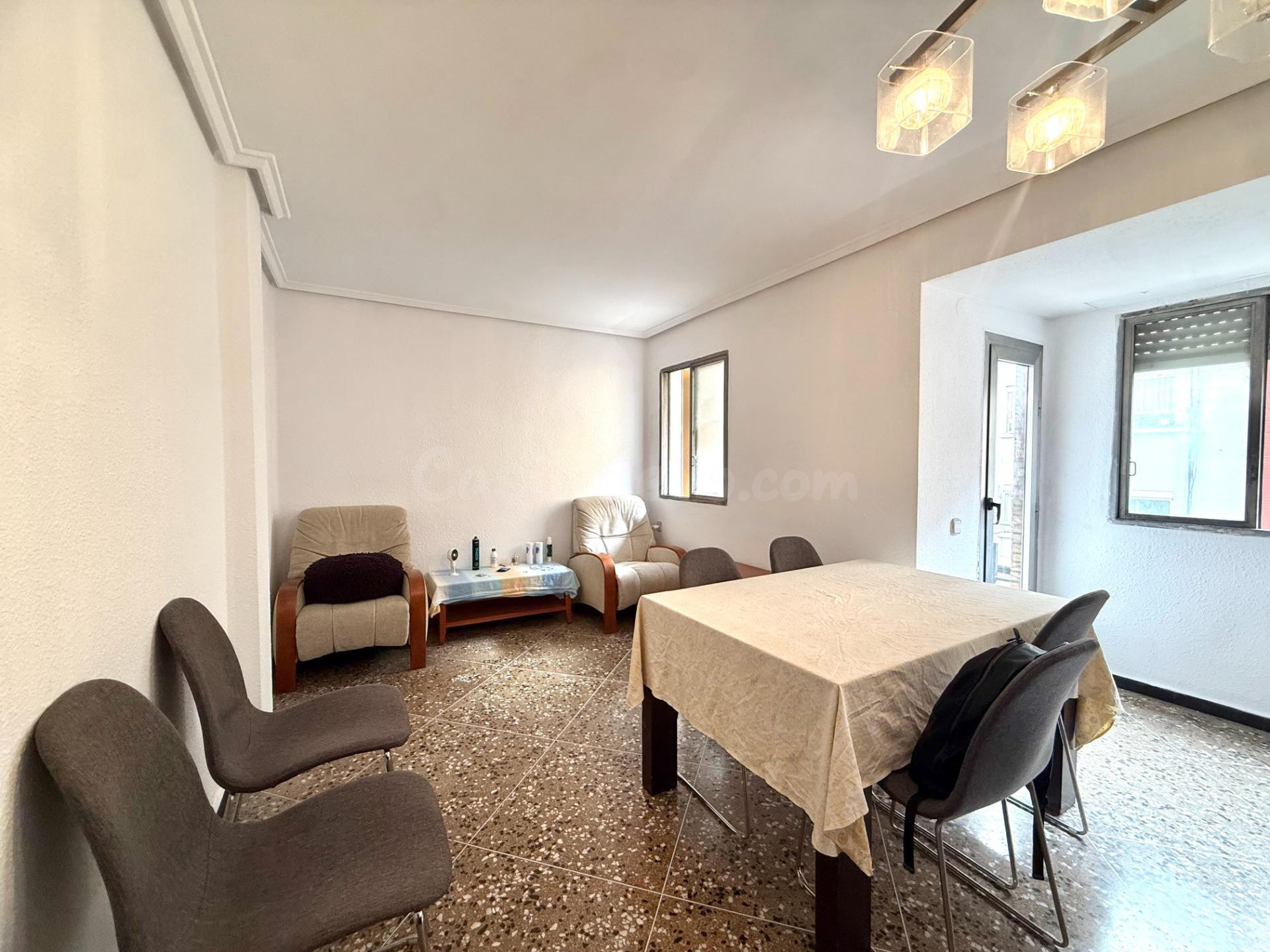 Piso de 4 habitaciones en venta en C/Oriente (Monteolivete) - foto 4