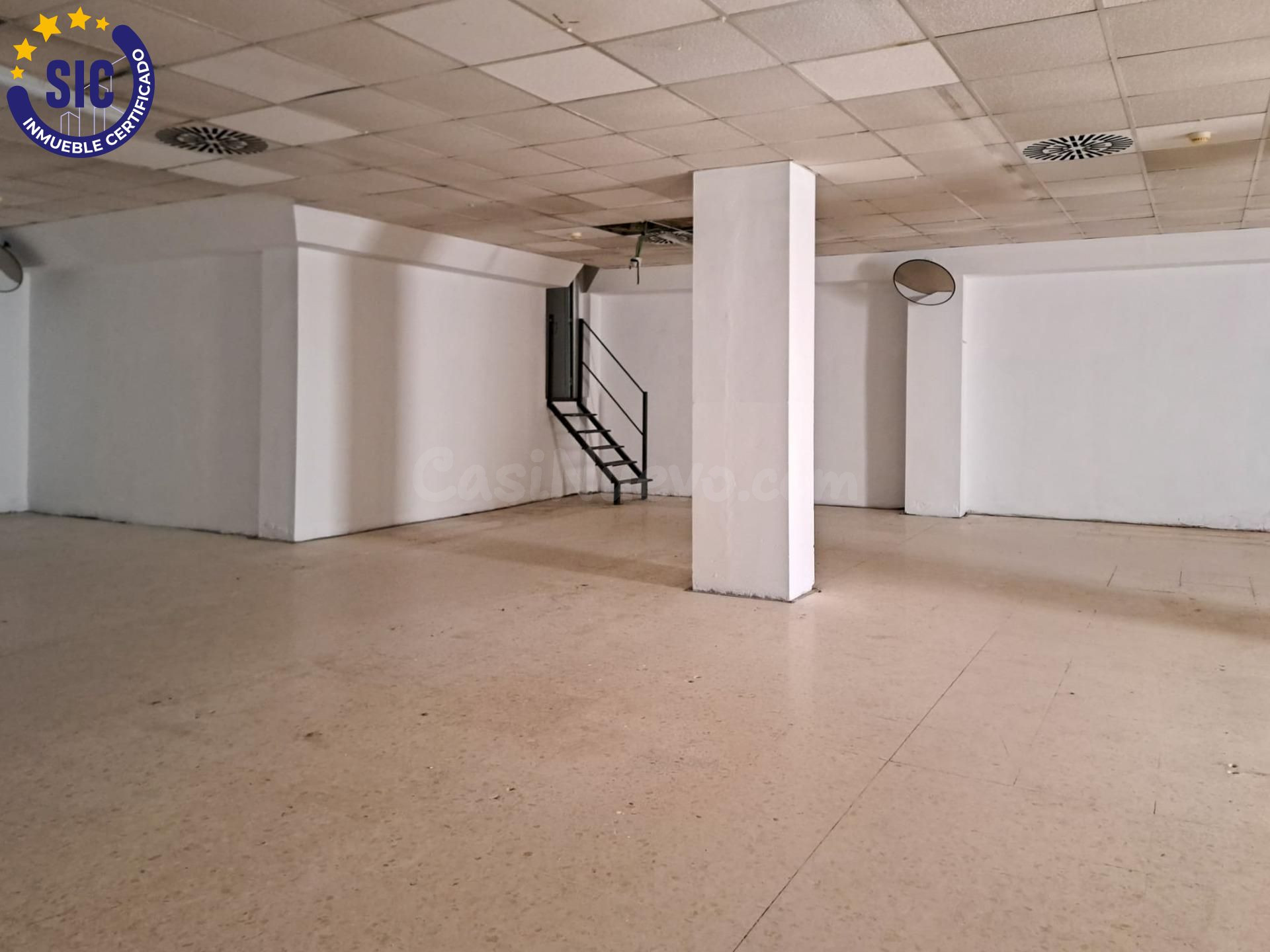 Local Comercial Premium con Infinitas Posibilidades - foto 2