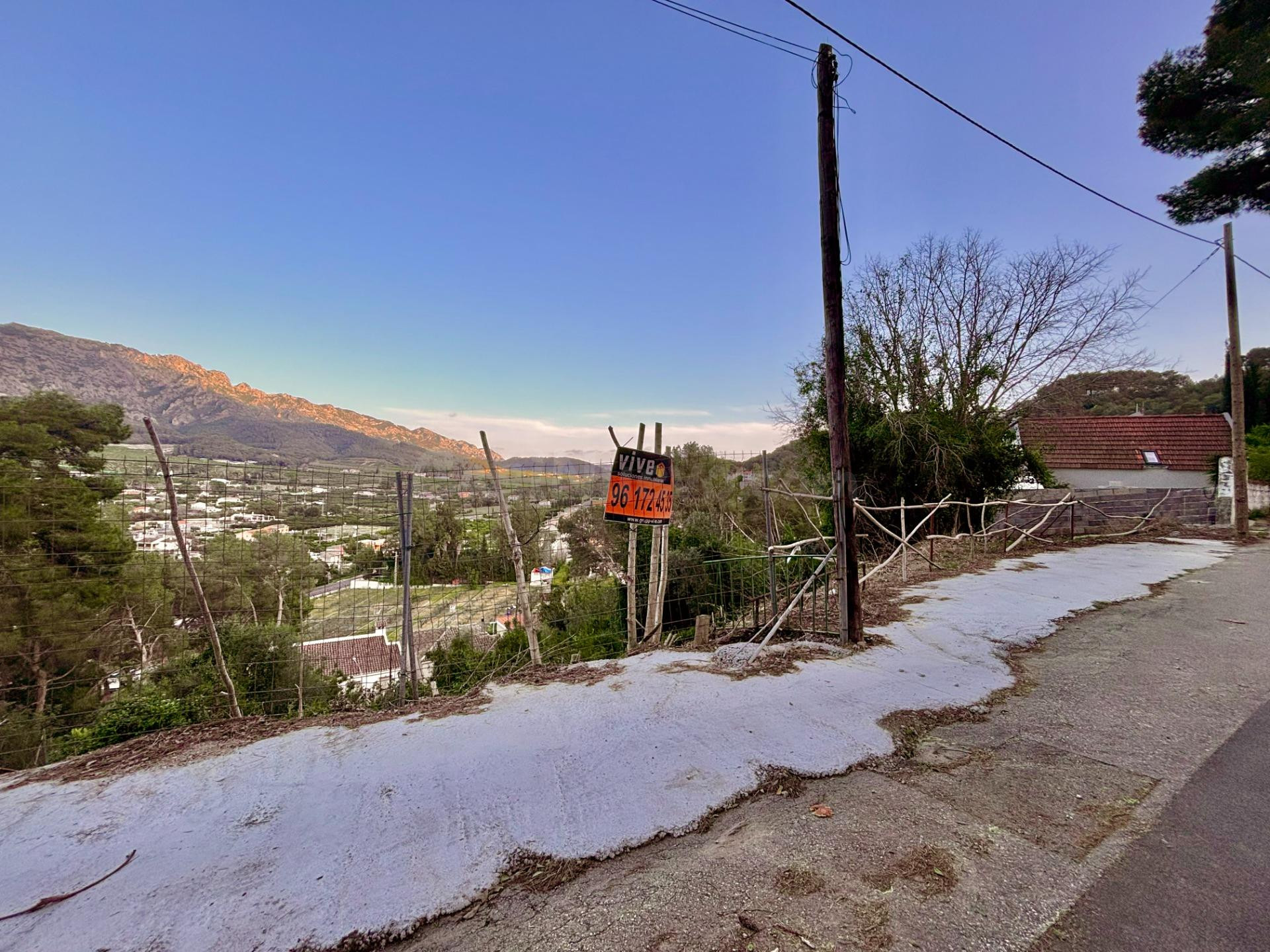 Exclusiva parcela urbana edificable en Colonia Santa Marina