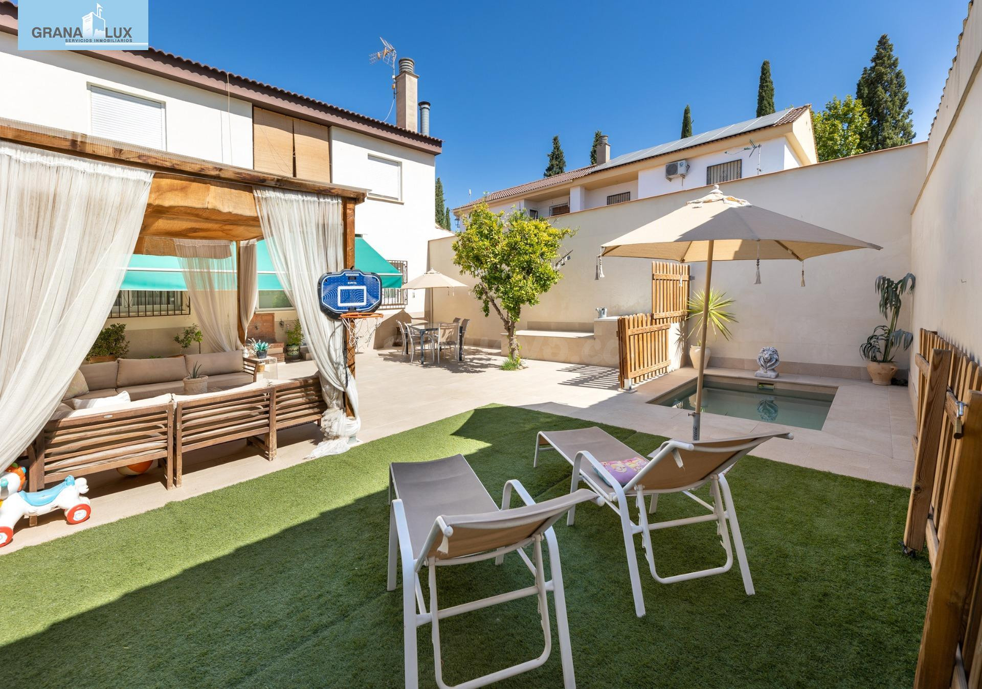 ¡EXCLUSIVO CHALET PAREADO TOTALMENTE REFORMADO CON JACUZZI Y