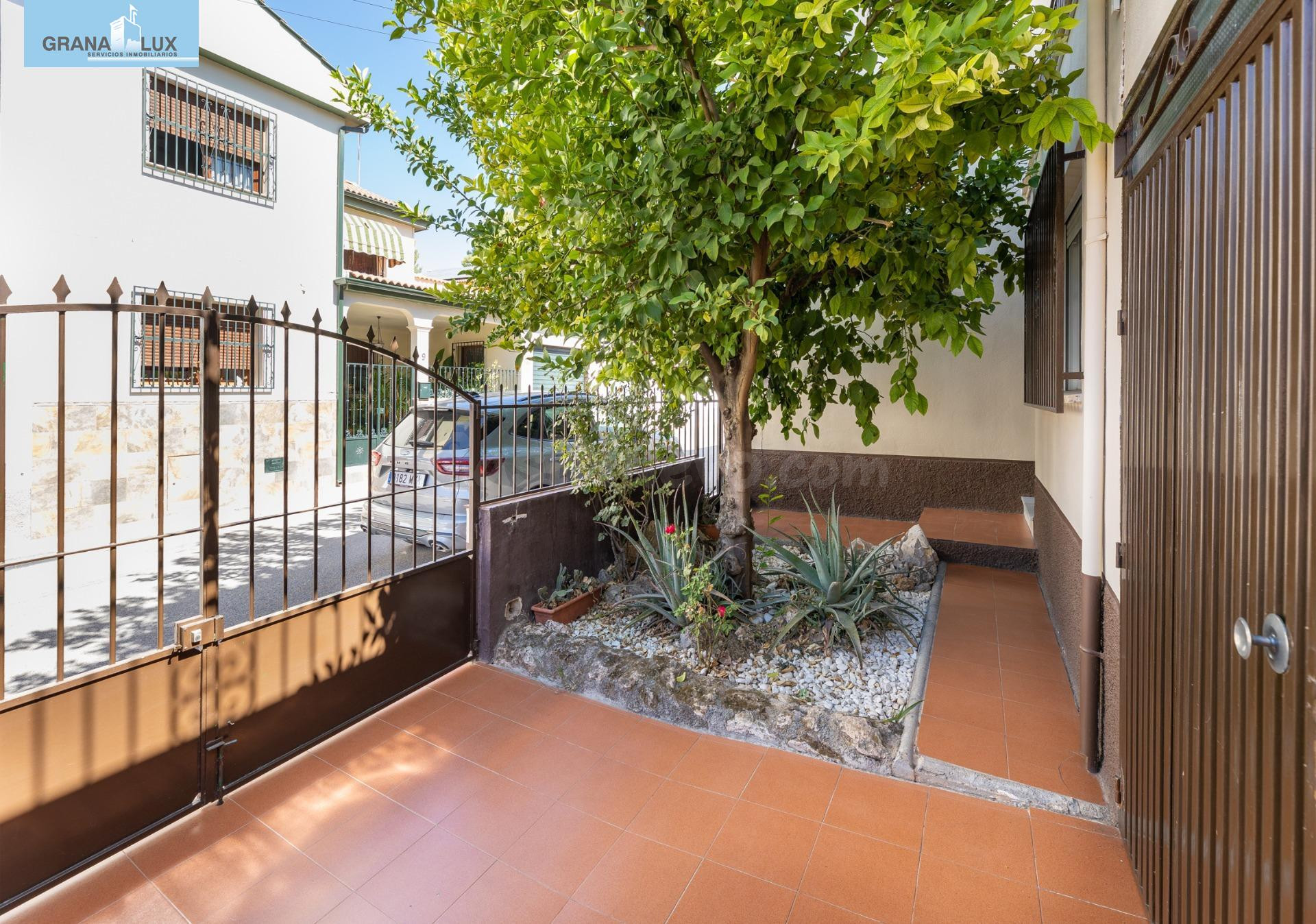 ¡EXCLUSIVO CHALET PAREADO TOTALMENTE REFORMADO CON JACUZZI Y - foto 5