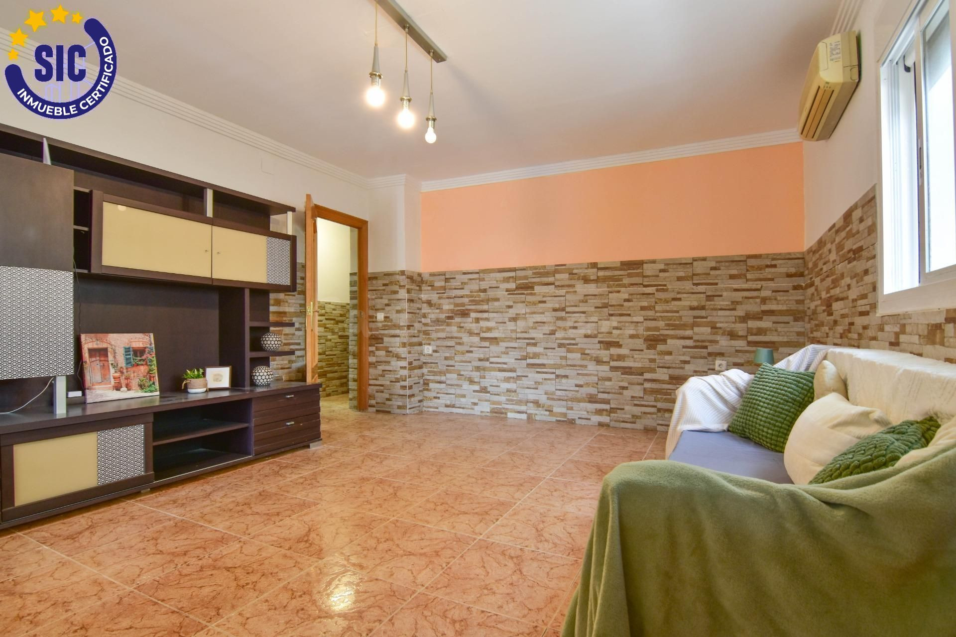 CHALET CON ENCANTO EN MONTROY - foto 4