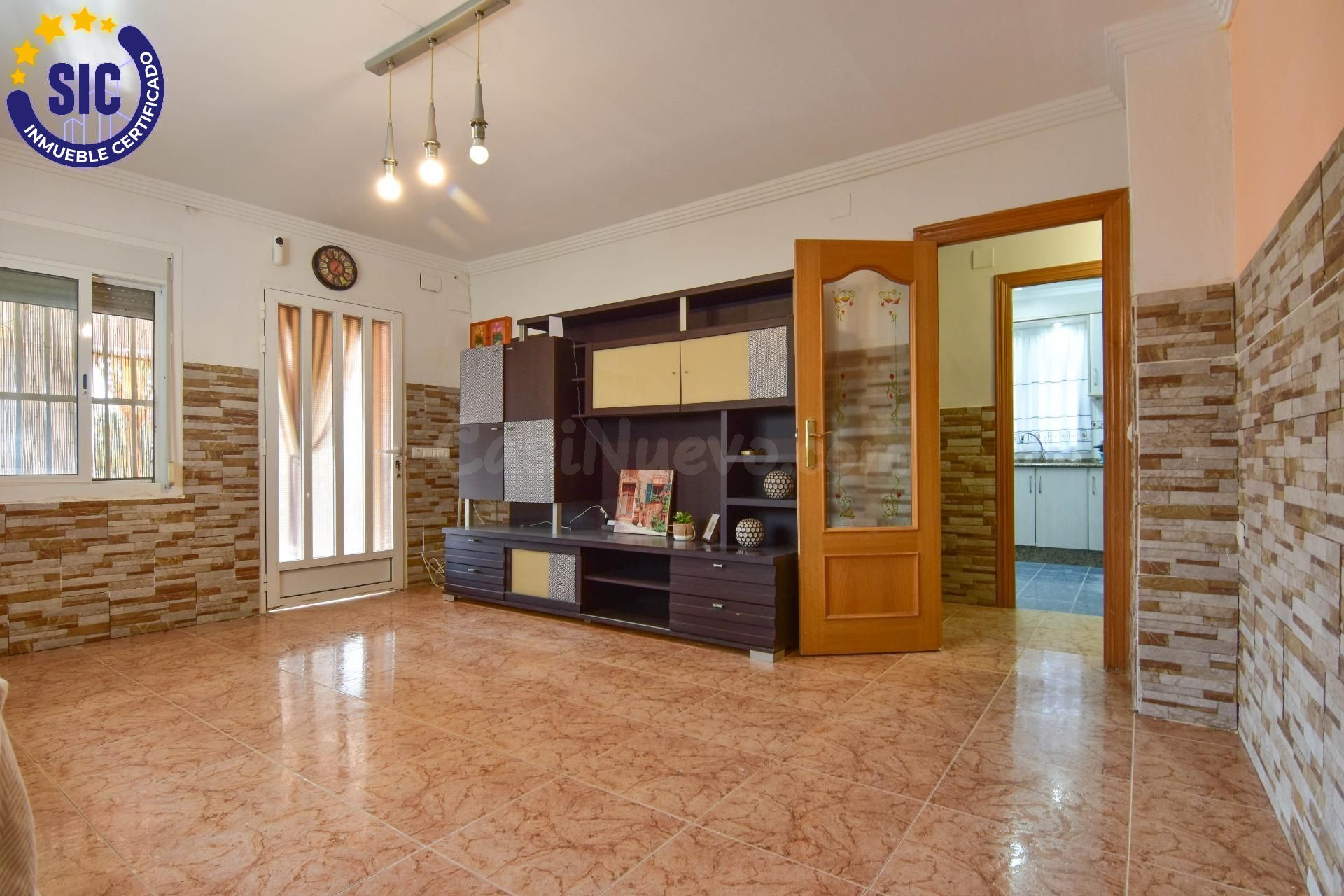 CHALET CON ENCANTO EN MONTROY - foto 5