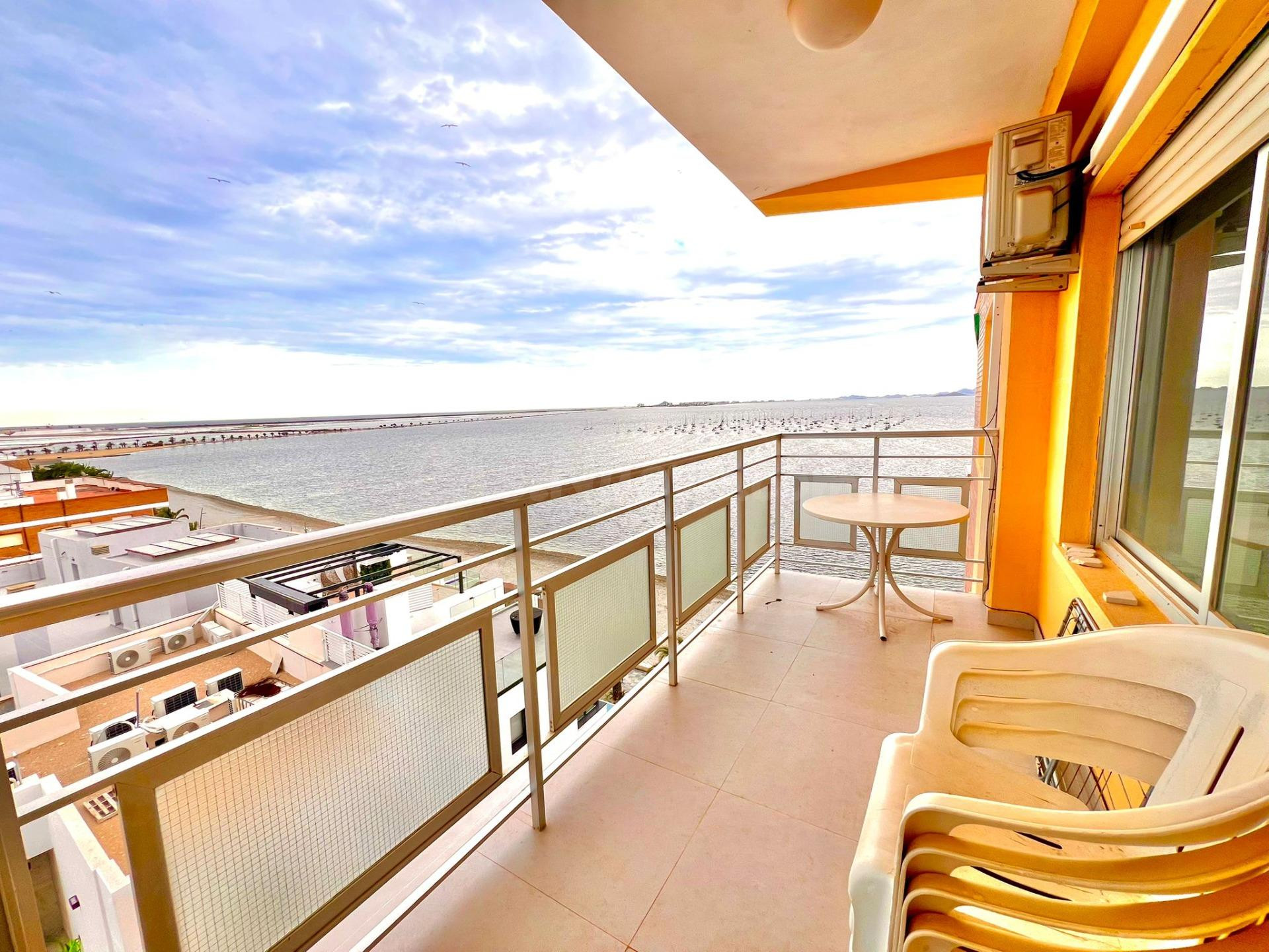 alquiler DE TEMPORADA Primerísima línea con vistas al mar en