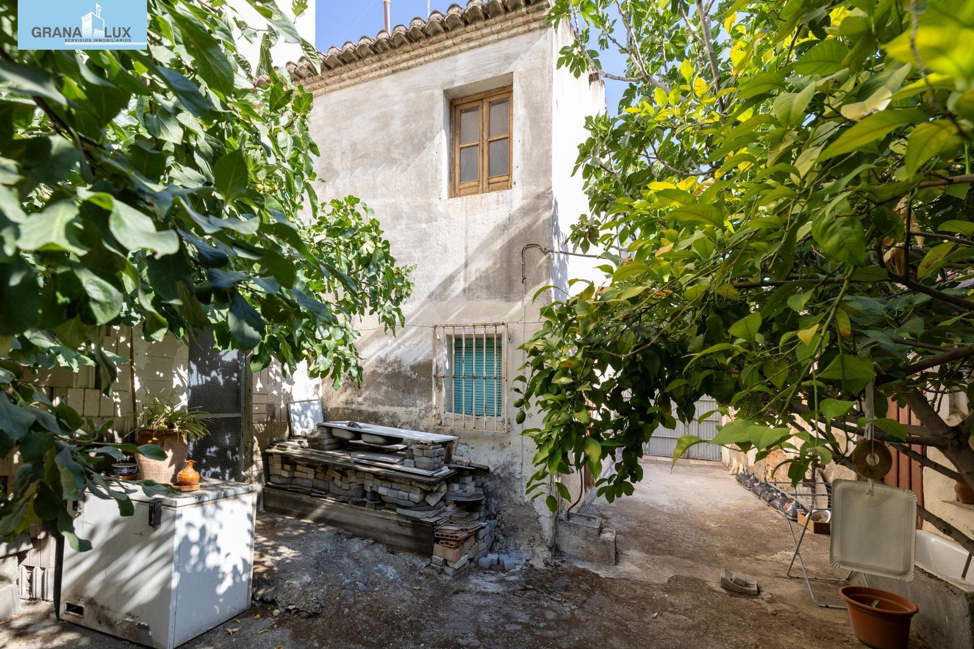 Atención promotores. Casa para derribar y hacer bloque de ha - foto 5