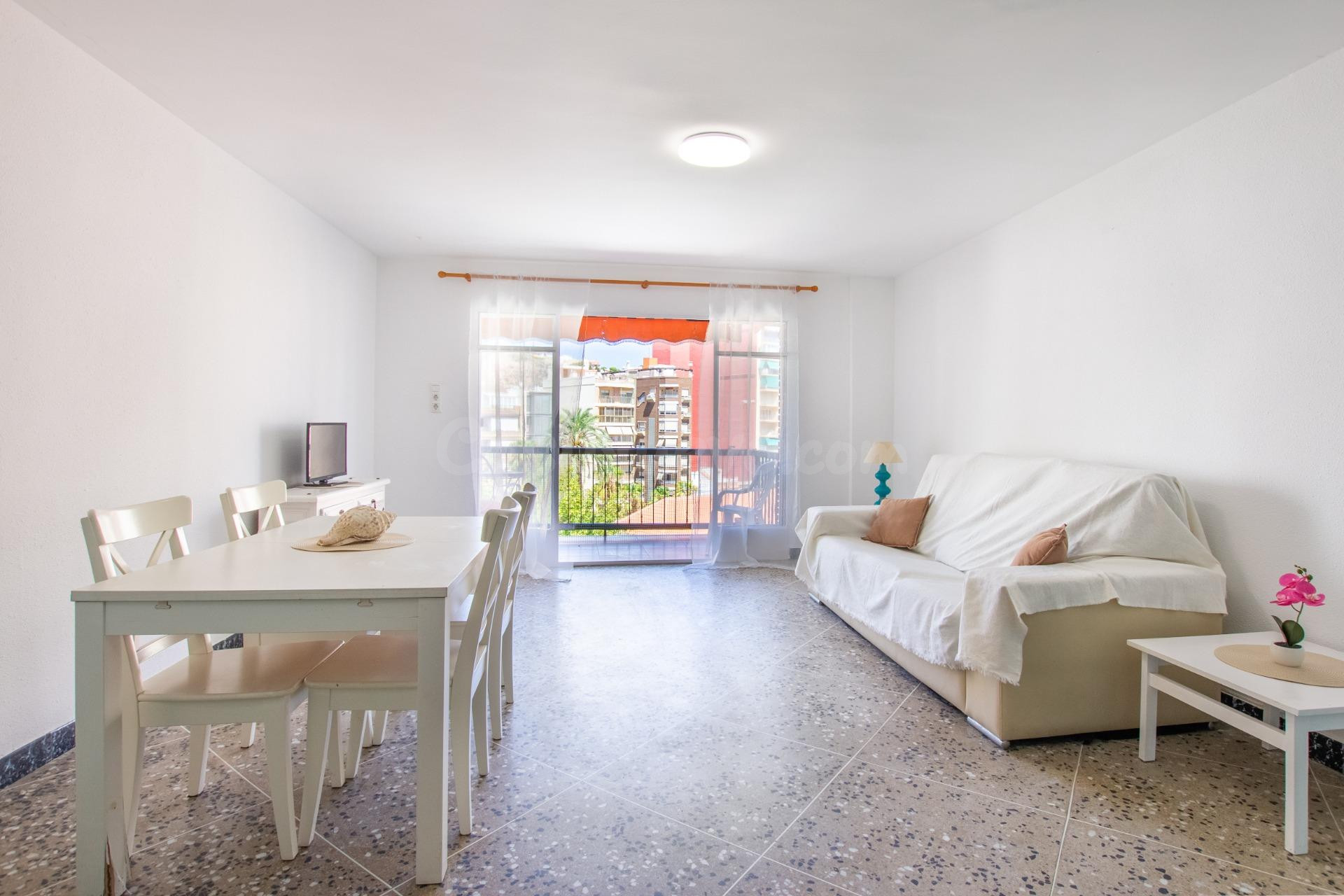 PISO A LA VENTA A 400MTS DE LA PLAYA DE SAN ANTONIO - foto 3