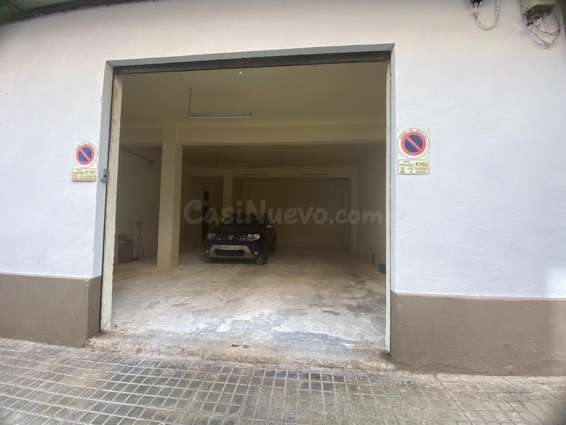 Alquiler garaje amplio y funcional con capacidad para 2 coch - foto 3