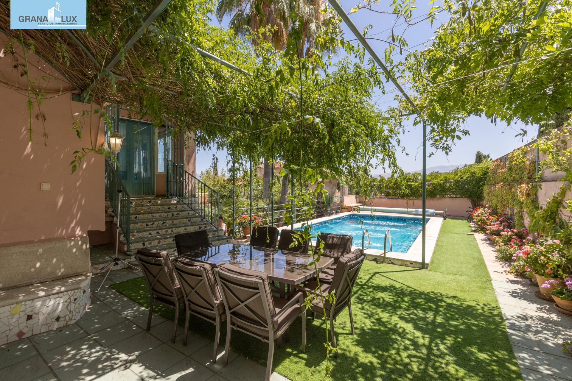 ESPECTACULAR CASA CON PISCINA EN LAS GABIAS - foto 2