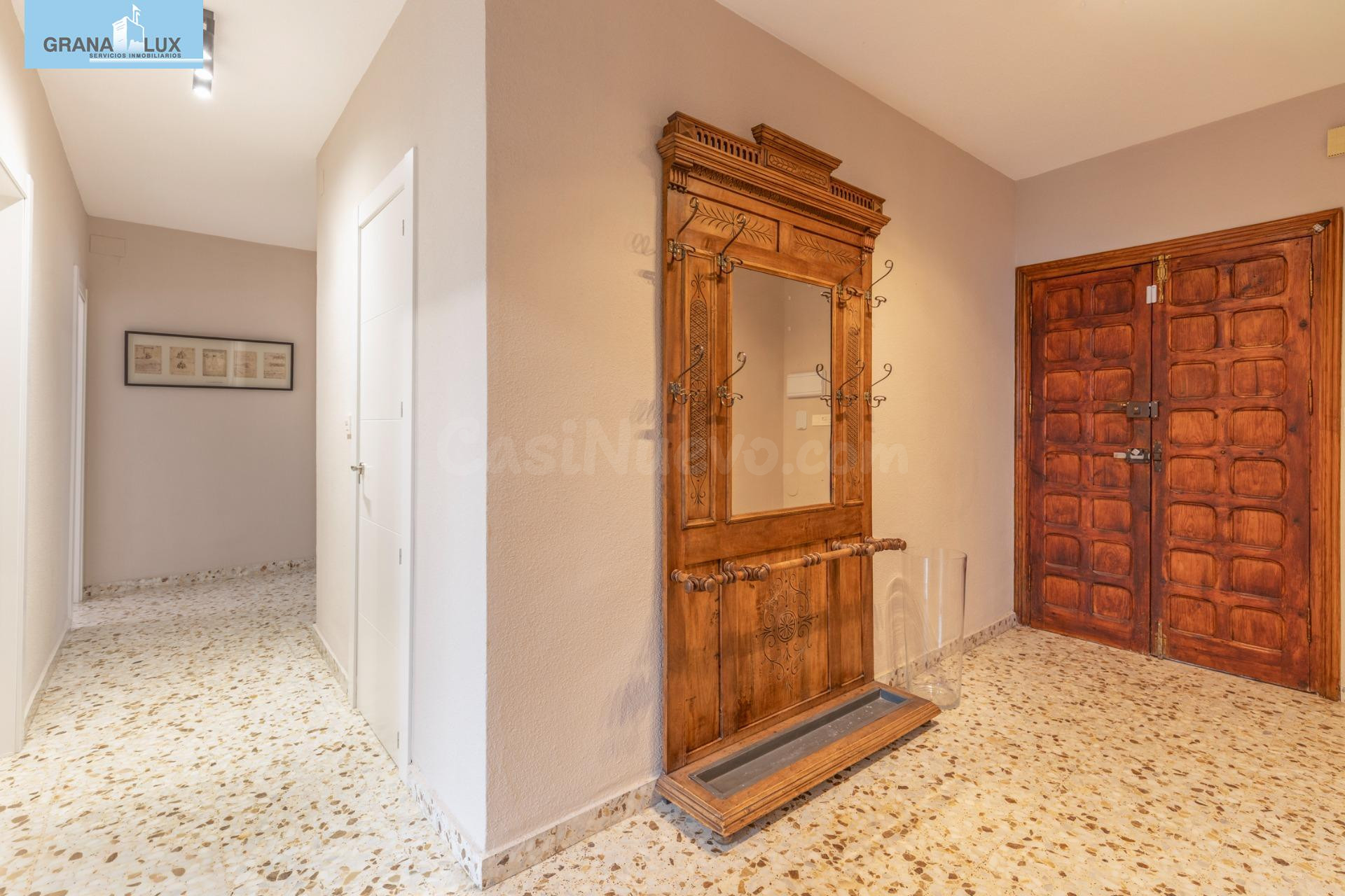 ESPECTACULAR CASA CON LICENCIA TURISTICA EN HUETOR SANTILLAN - foto 4