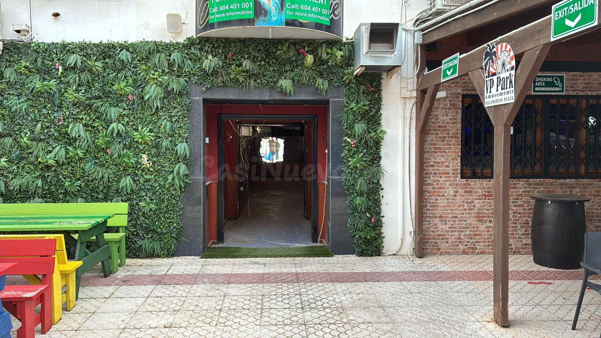 Local comercial en alquiler — Villamartin Plaza, Orihuela Co - foto 2
