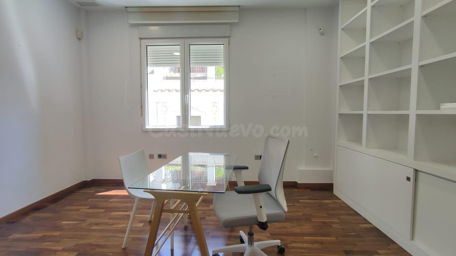 ESPACIO PARA NEGOCIO EN TRAPERIA, JUNTO A LA CATEDRAL - foto 5