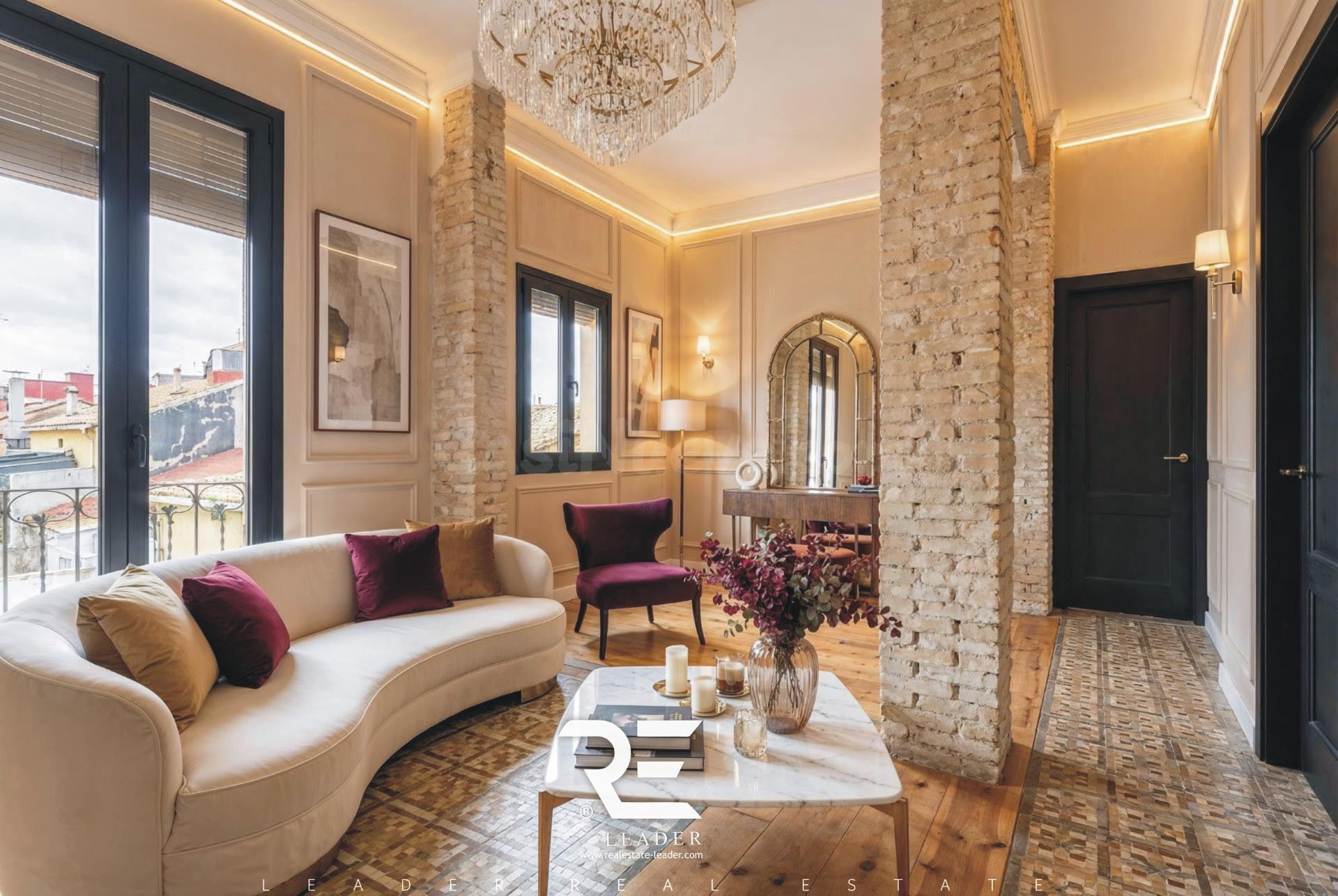 EXTERIOR CON BALCON A 5 MIN DEL MAR: CABANYAL/MALVARROSA, FI