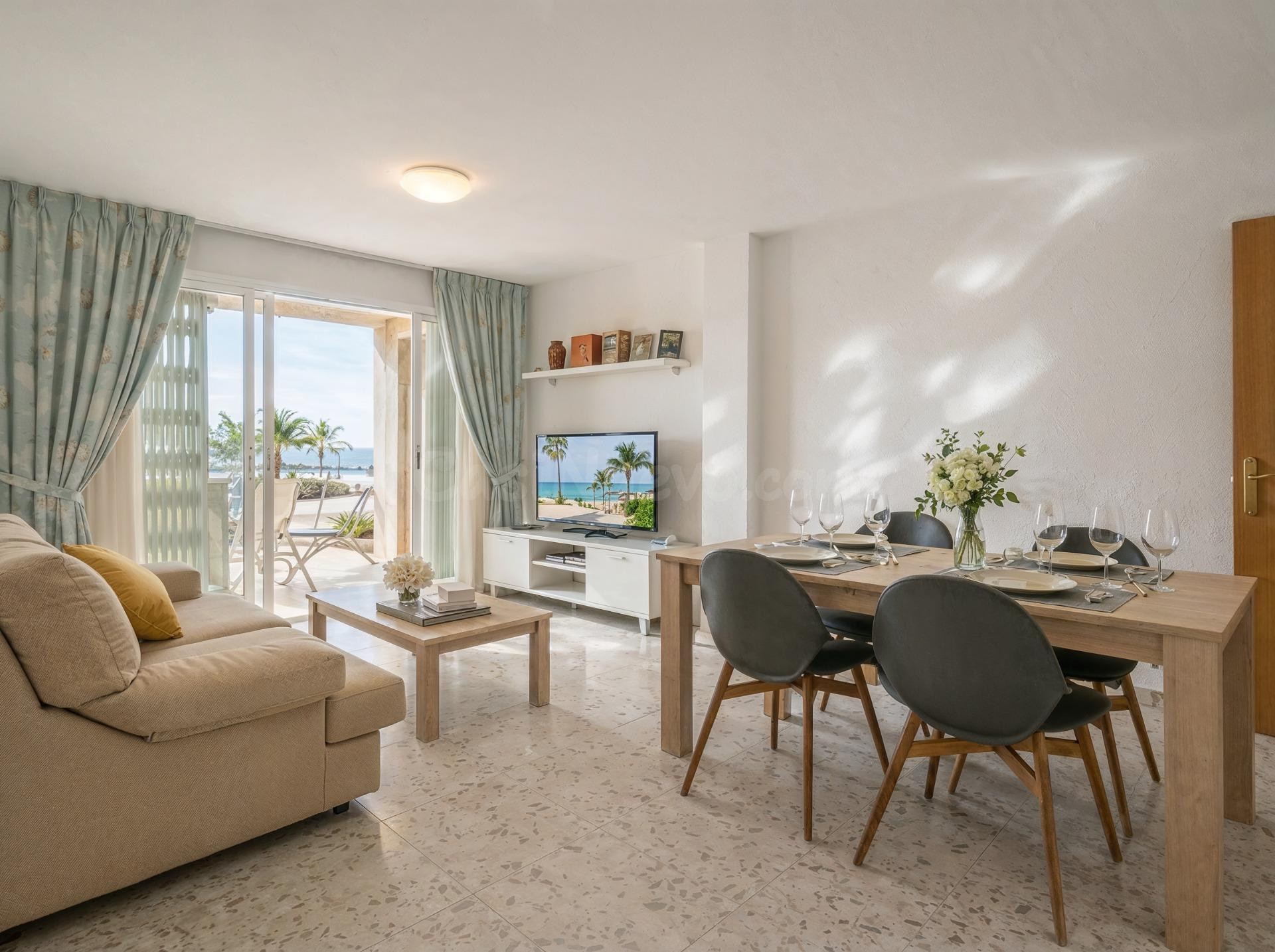 PRIMERA LÍNEA CON JARDÍN PRIVADO!! - foto 5