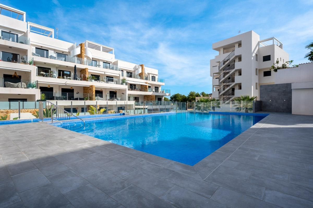 Atico de 2 dormitorios, Orihuela Costa - foto 5