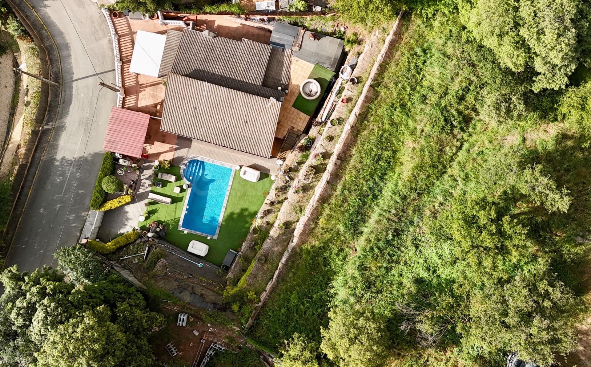 Pep — ¡Barbacoa a las 12:00!
