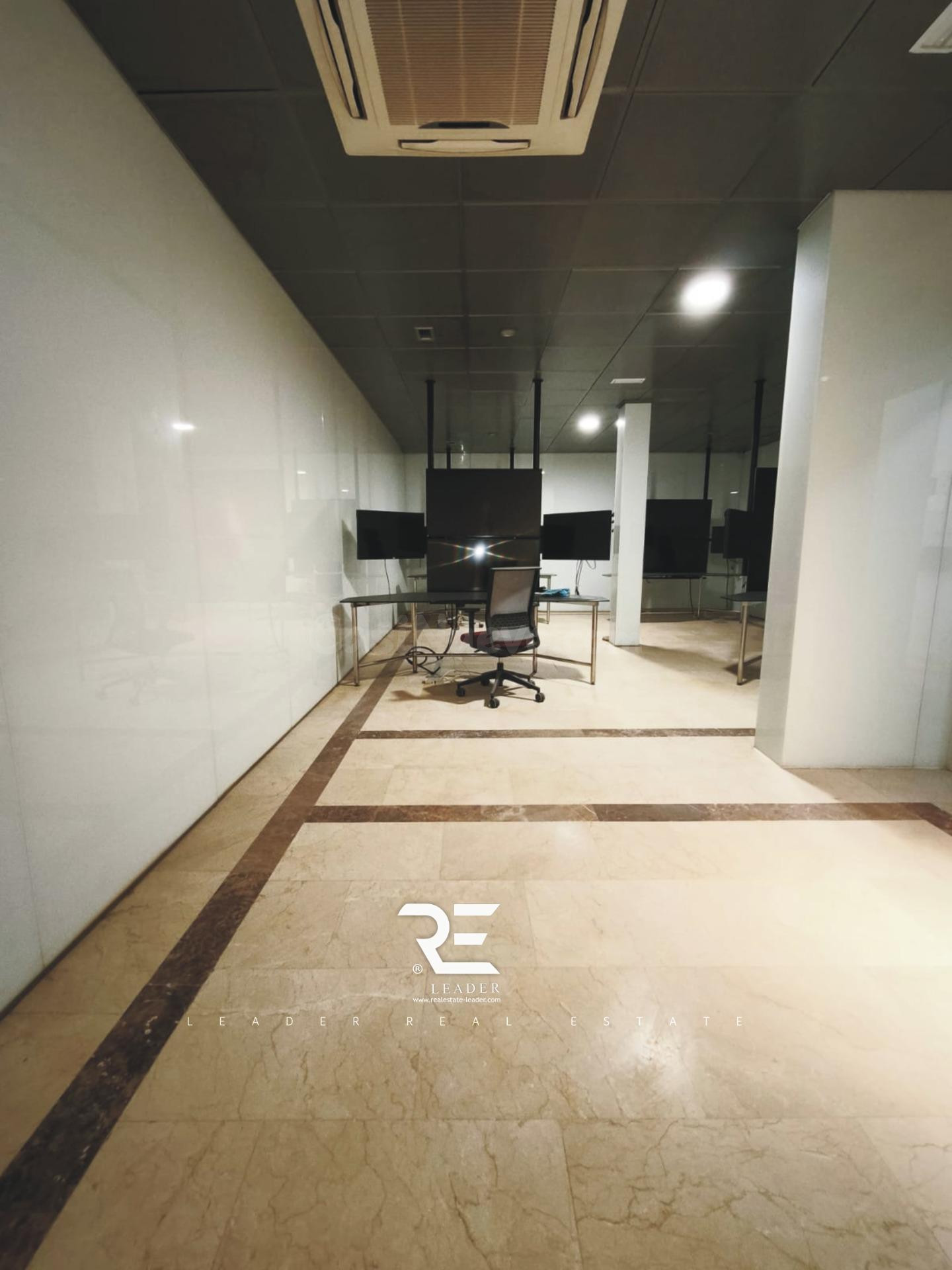LOCAL COMERCIAL PREMIUM EN POZUELO - 335 m2 TOTALMENTE REFORMADOS !!