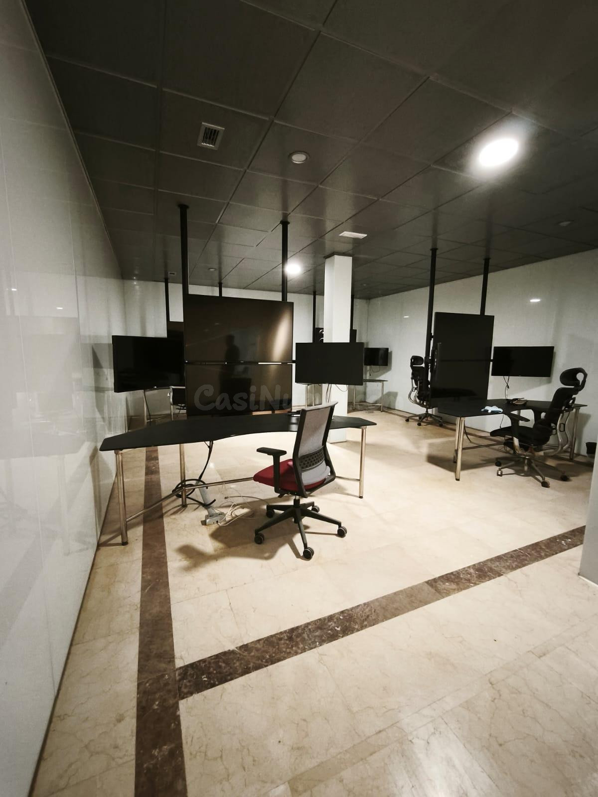 LOCAL COMERCIAL PREMIUM EN POZUELO - 335 m2 TOTALMENTE REFOR - foto 5