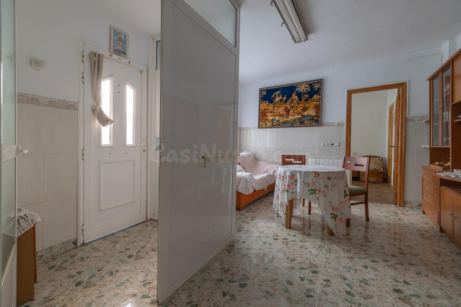 CASA DE 154 M2 EN PLENO CENTRO DE ALBORACHE - 2 VIVIENDAS Y  - foto 3