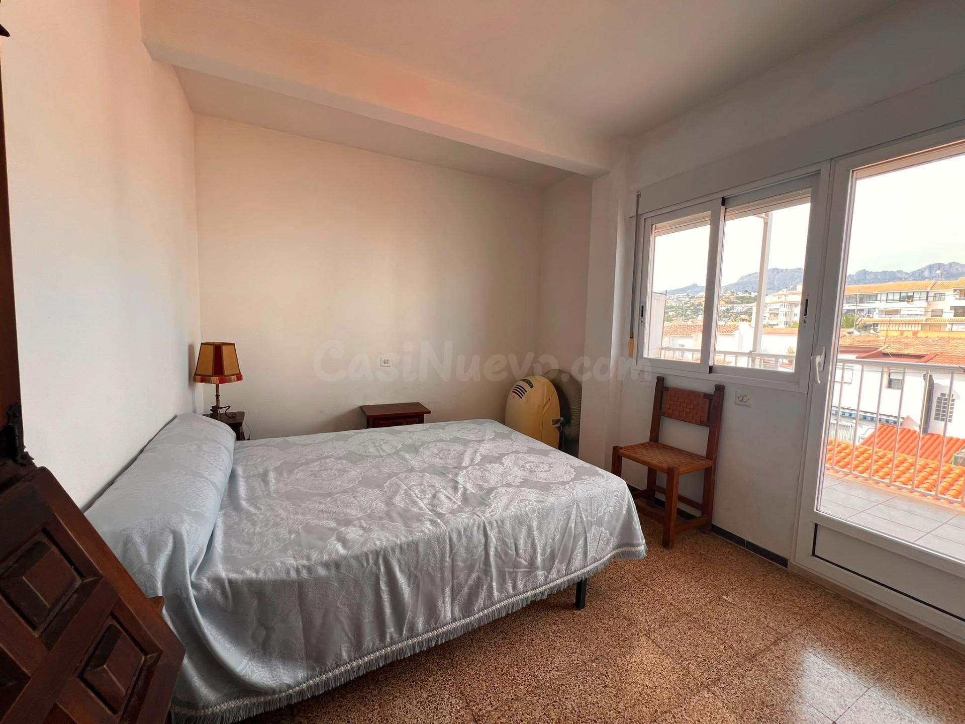 PISO CON VISTAS AL PUERTO — ALTEA. 3 dormitorios, baño y ase - foto 5