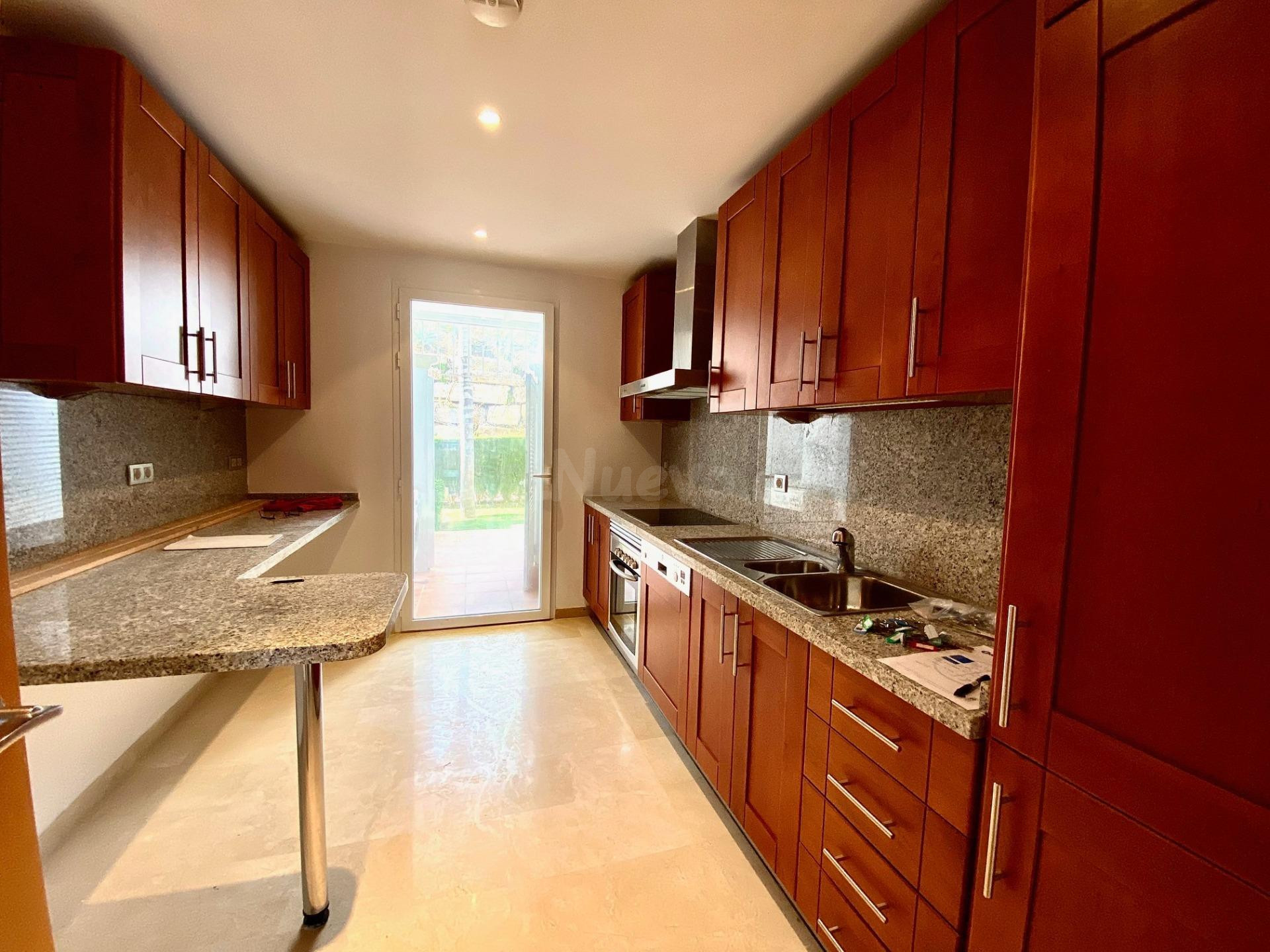 La Cala Golf, Mijas | Amplia vivienda de 3 dormitorios con g - foto 3