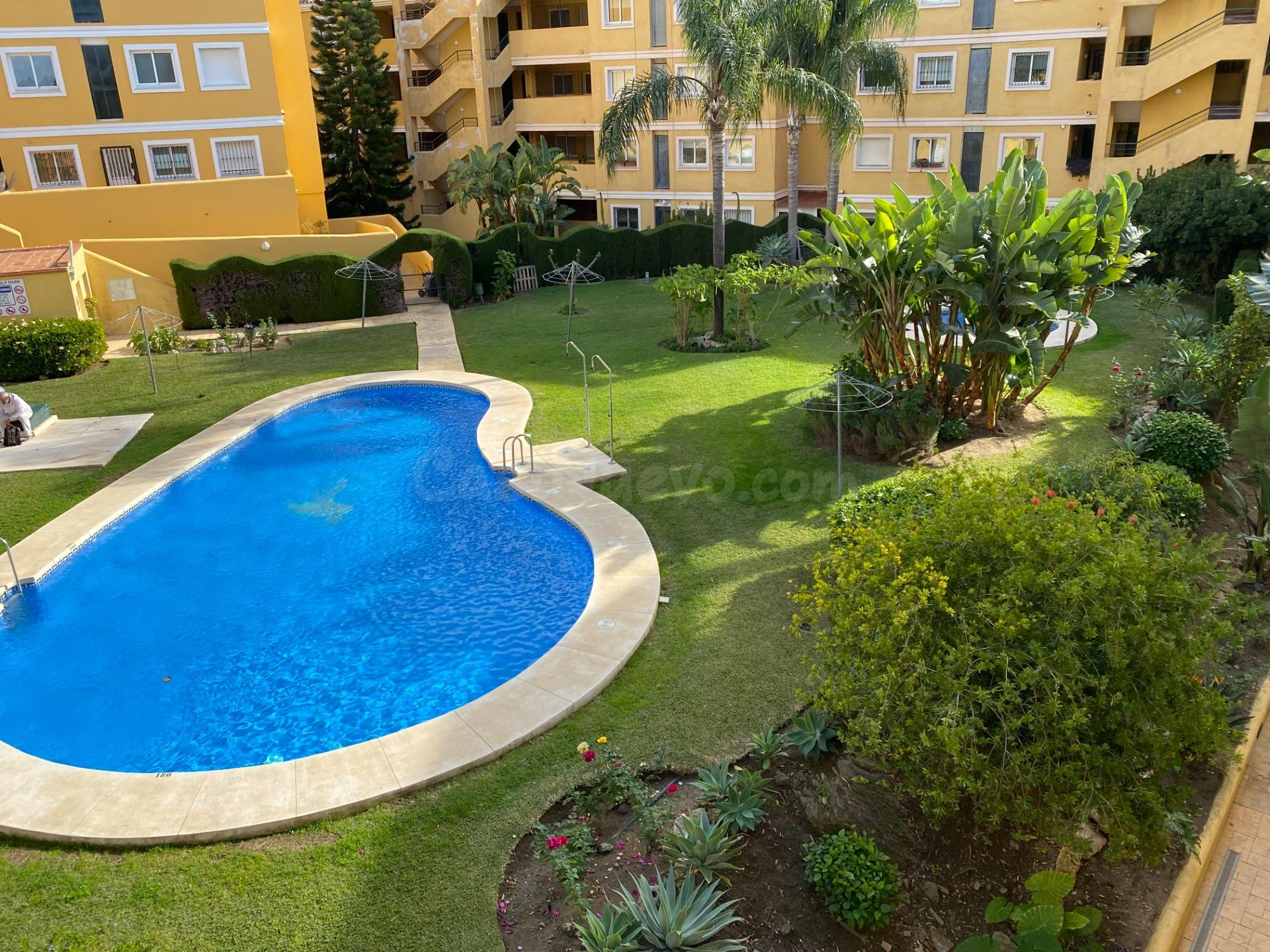 Excelente vivienda de dos dormitorios y dos baños.
