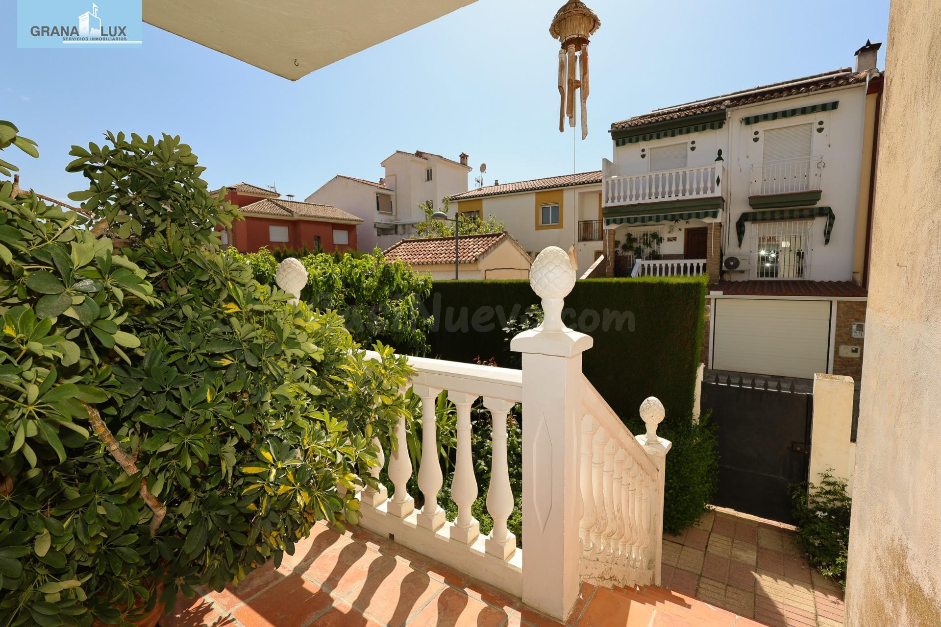 Chalet independiente con piscina en Híjar, Las Gabias - foto 4