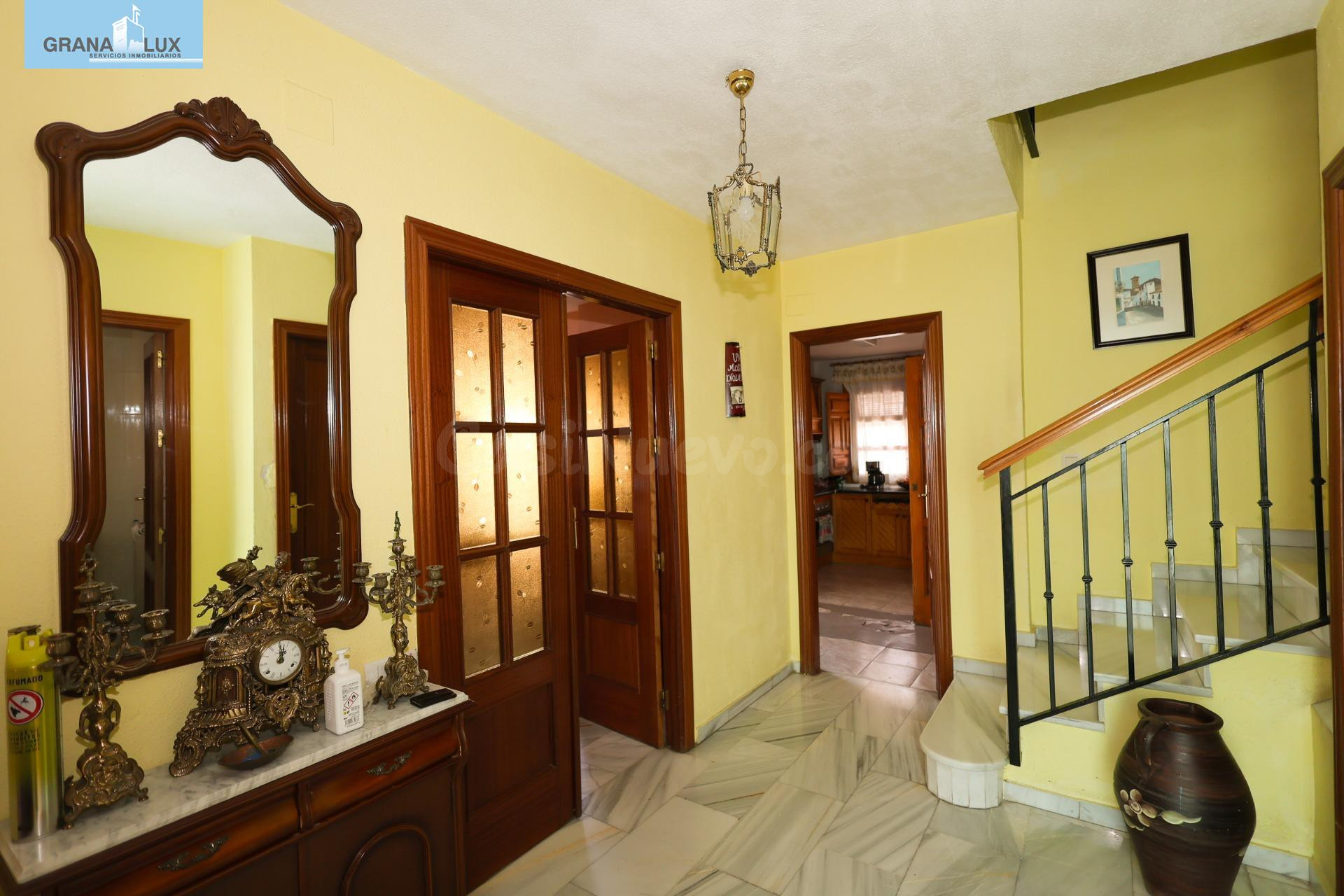 Chalet independiente con piscina en Híjar, Las Gabias - foto 5