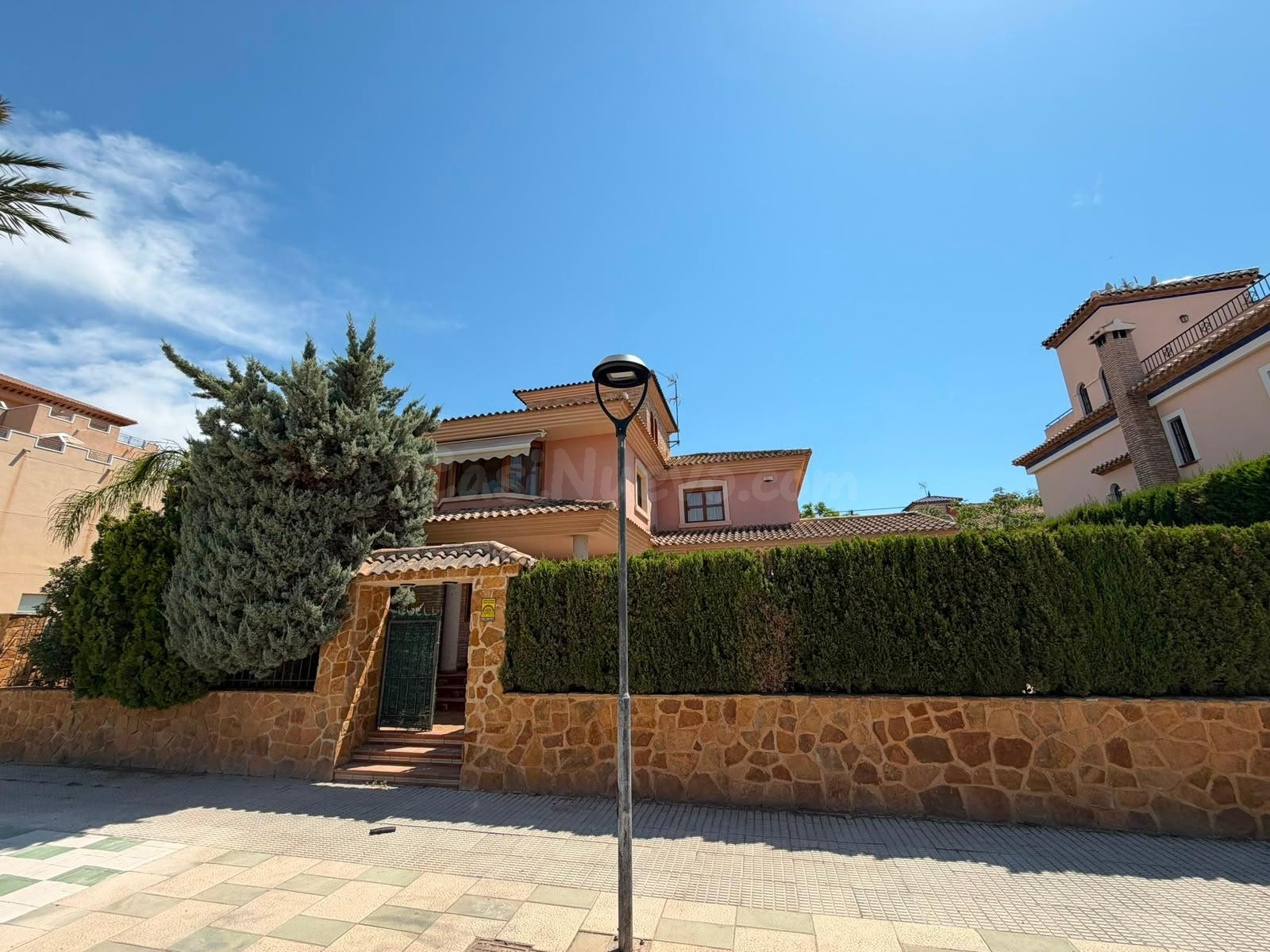 Exclusiva villa de diseño a escasos metros del Mar Menor - foto 3