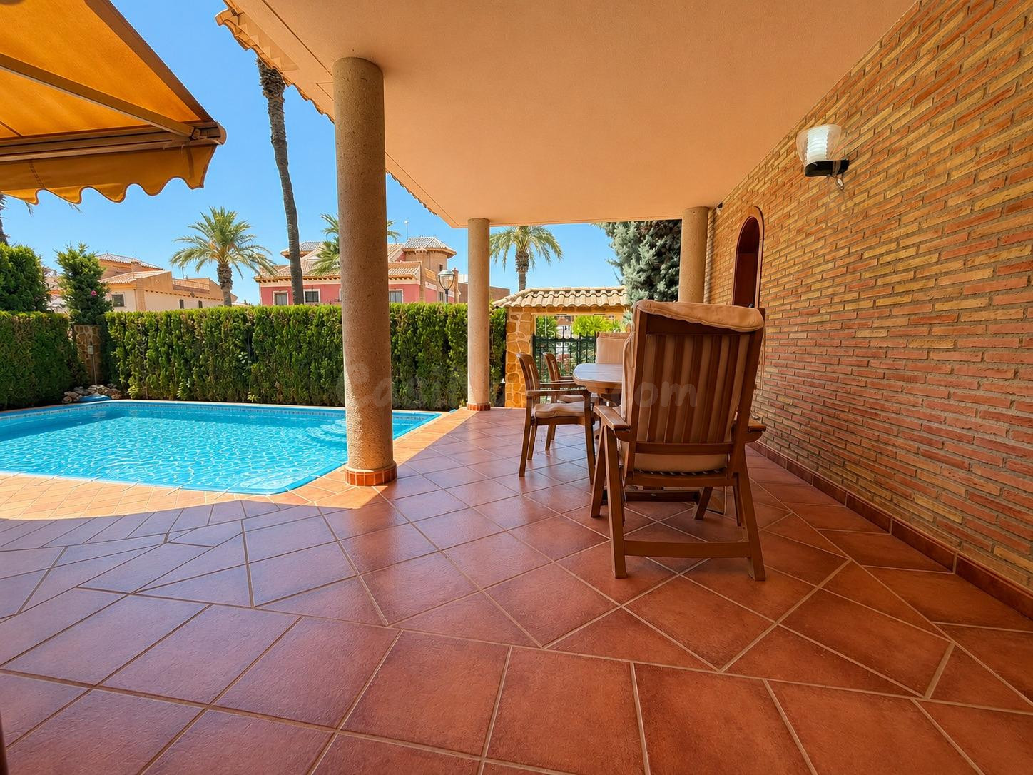 Exclusiva villa de diseño a escasos metros del Mar Menor - foto 5