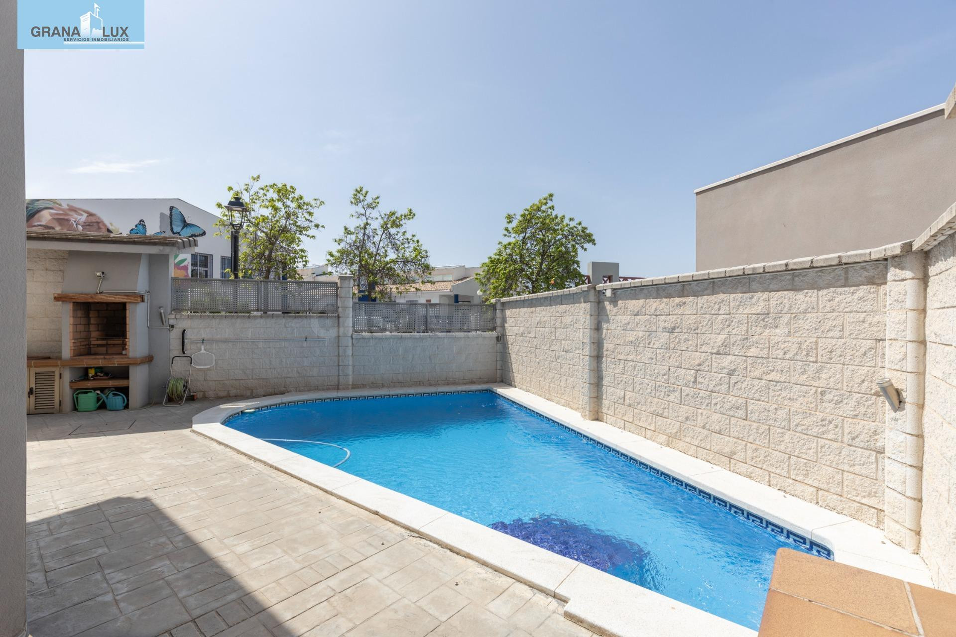 ¡ESPECTACULAR CHALET INDEPENDIENTE MODERNO CON PISCINA PRIVA - foto 5