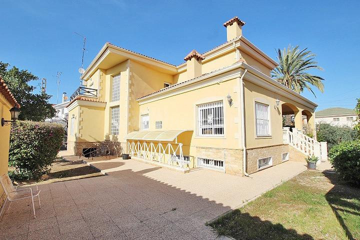 LUJO,ELEGANCIA Y ESENCIA ILIITANA EN ELCHE - foto 3