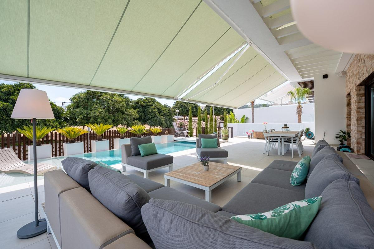 Exclusiva Villa de Diseño con Vistas Abiertas al Parque, Pis - foto 4