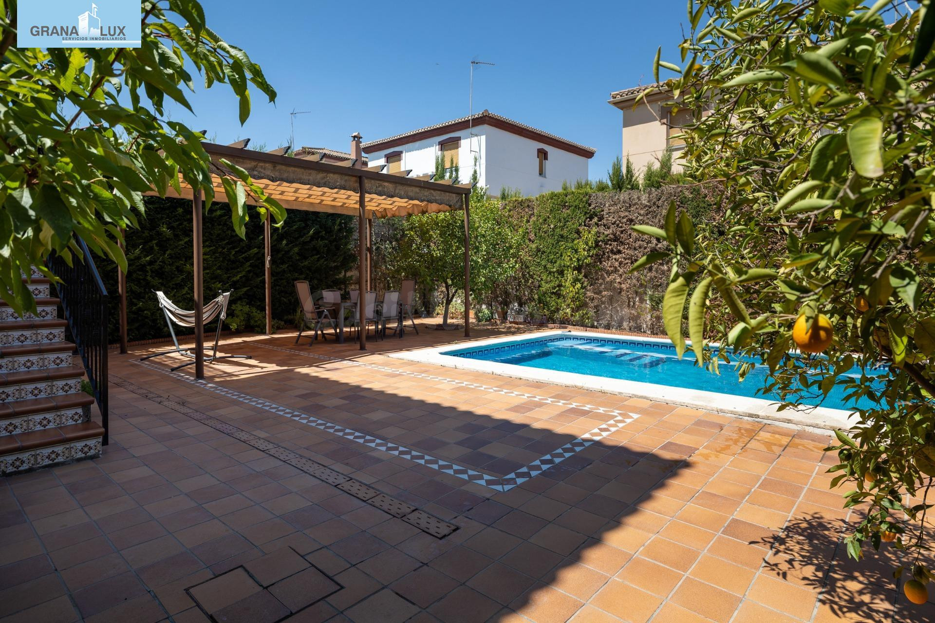 Preciosa Casa Pareada en Urbanización El Ventorrilo (Vegas del Genil)