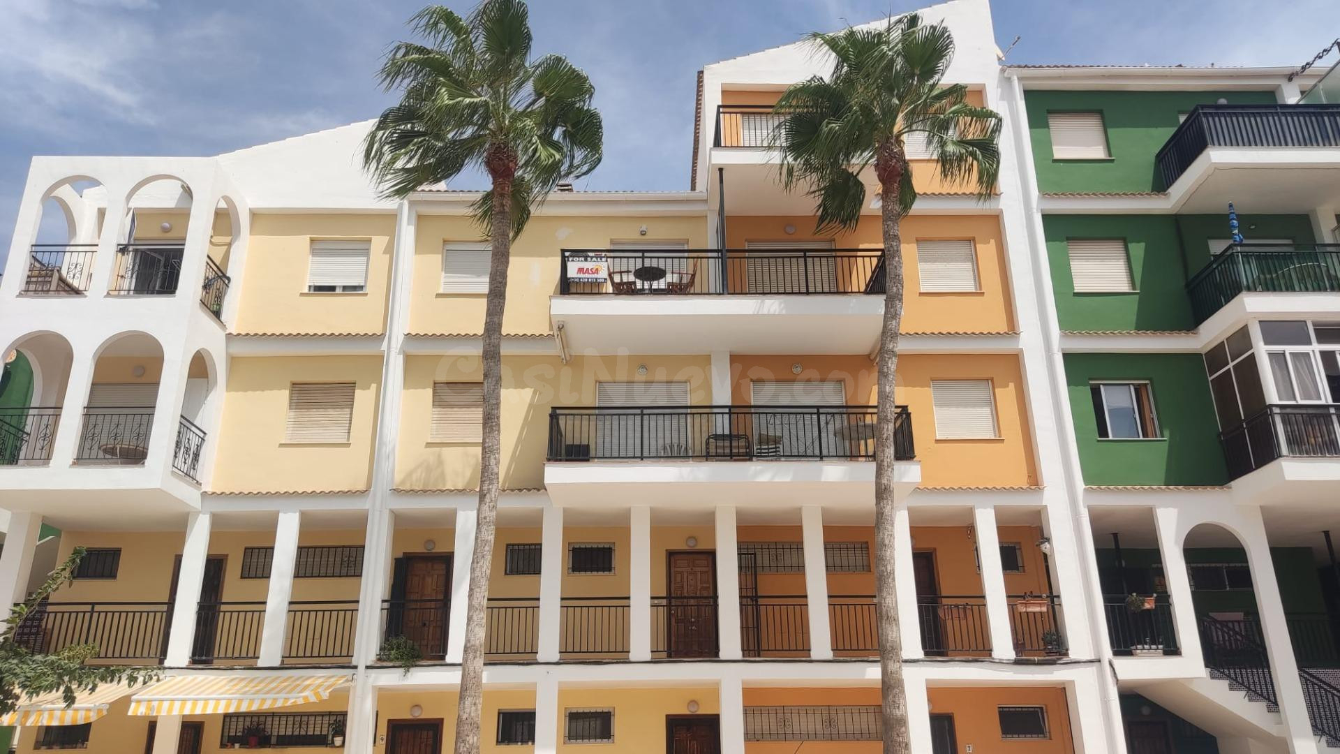 Fantástico apartamento de un dormitorio a solo 100 metros del mar en Mar Azul, Torrevieja - foto 2
