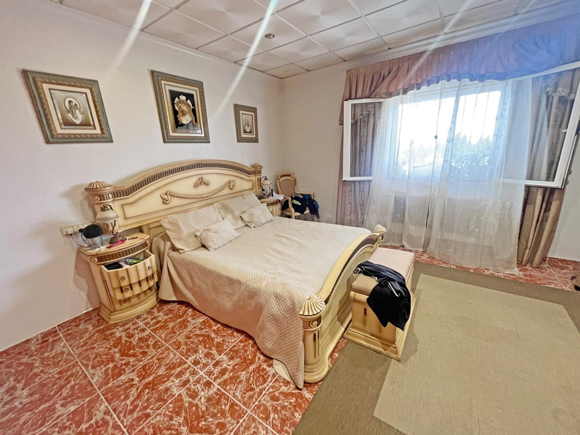 ALQUILER CON OPCIÓN COMPRA EN LOS MONTESINOS CHALET + NAVES+ - foto 5
