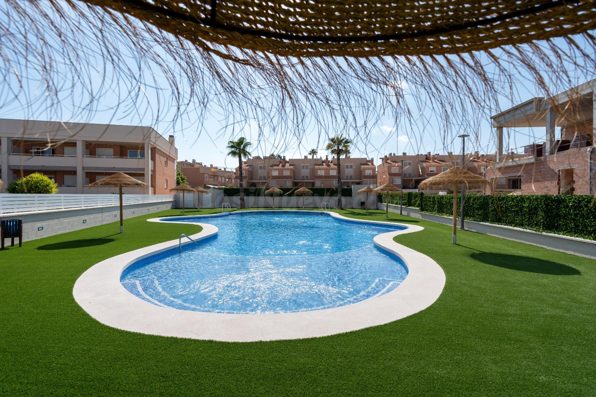 GRAN ALACANT: DONDE LA GENTE VIENE DE VACACIONES… Y TERMINA  - foto 3