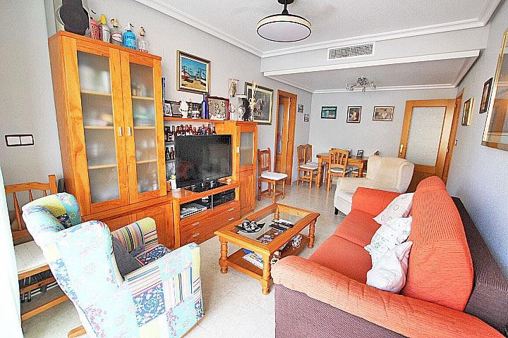 Apartamento en venta puerto deportivo de Guardamar - foto 4